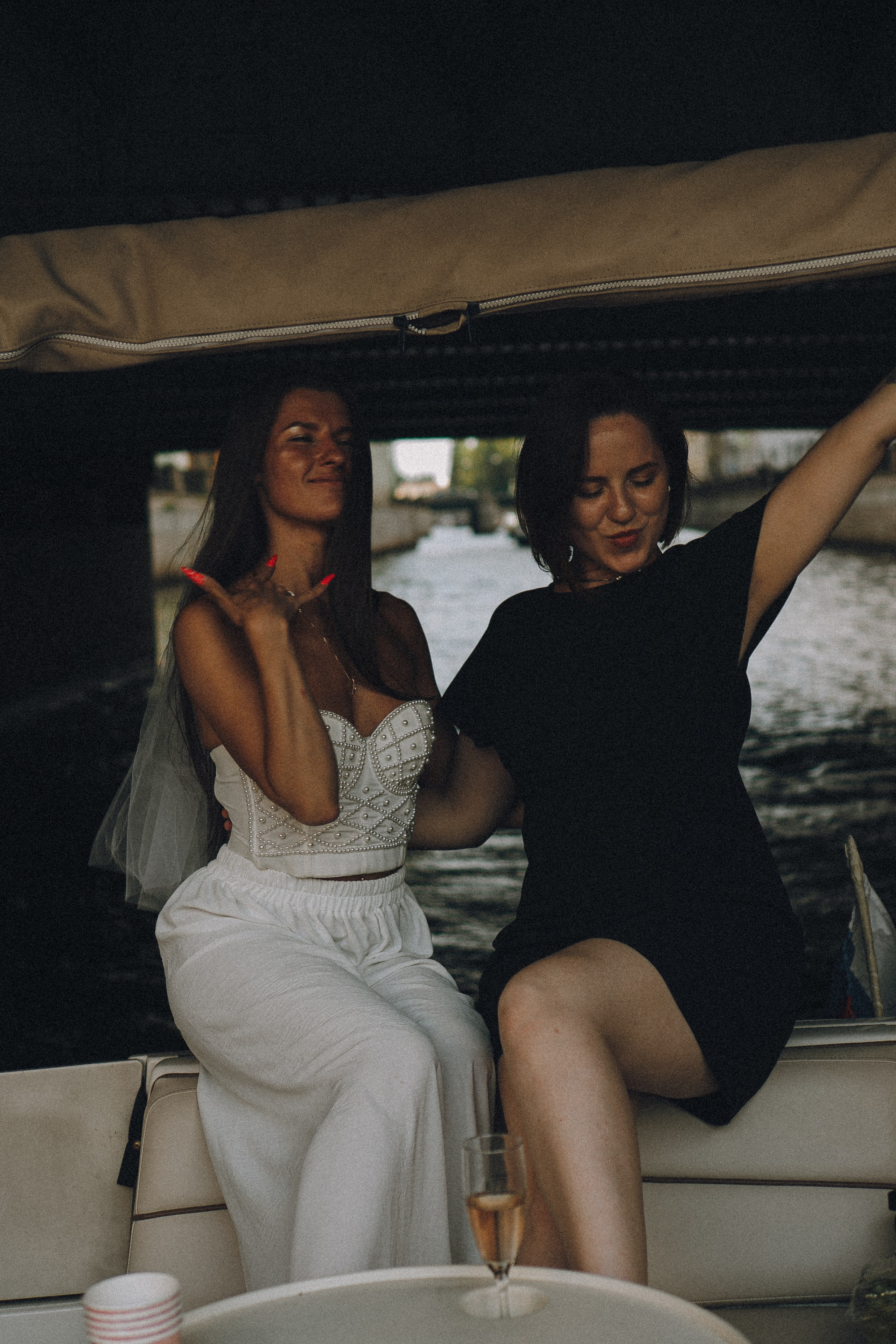 ДЕВИЧНИК НА КАТЕРЕ. Профессиональный фотограф, Санкт-Петербург — Виктория Богомолова