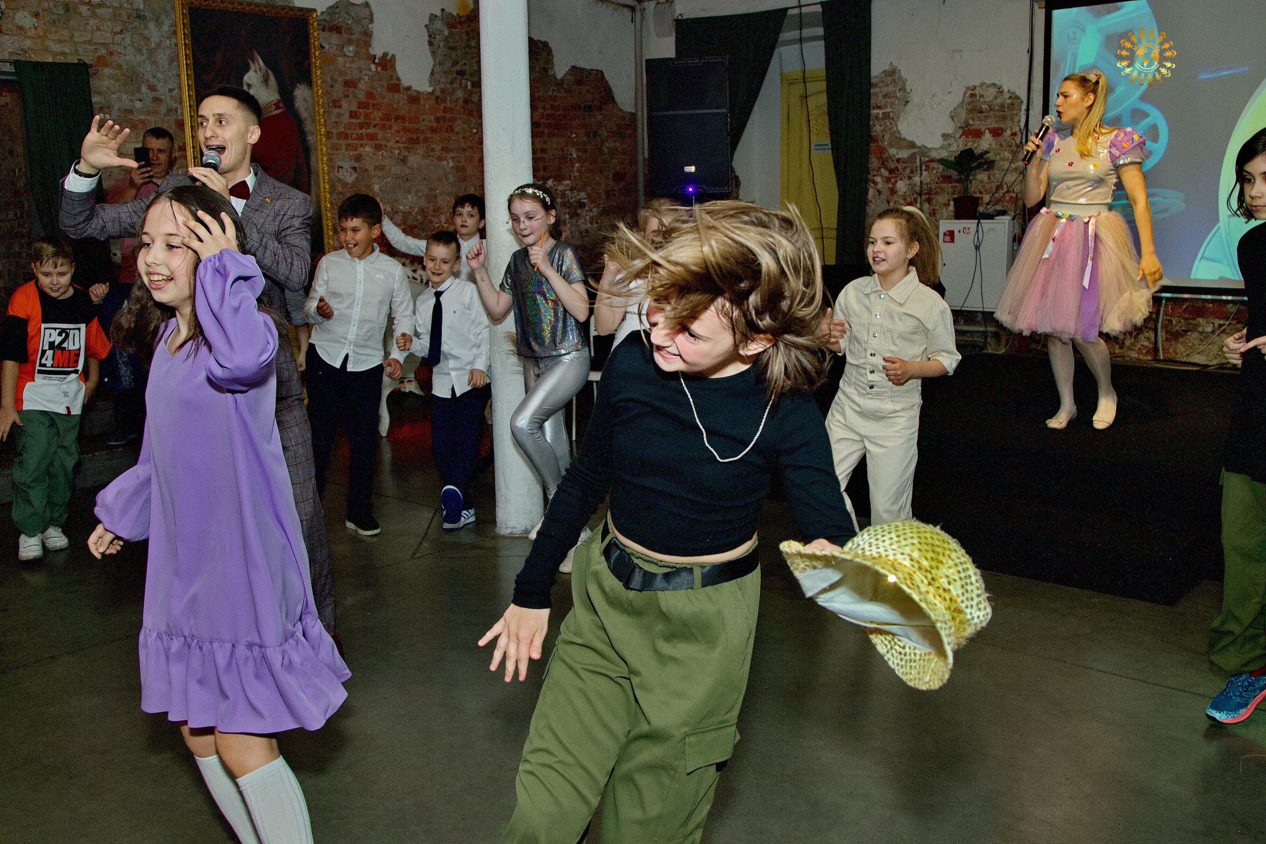 Выпускной 2023 (4-й класс, ММШ). Клуб Royal. Москва. Репортажная съемка в Москве и области. Анималистика