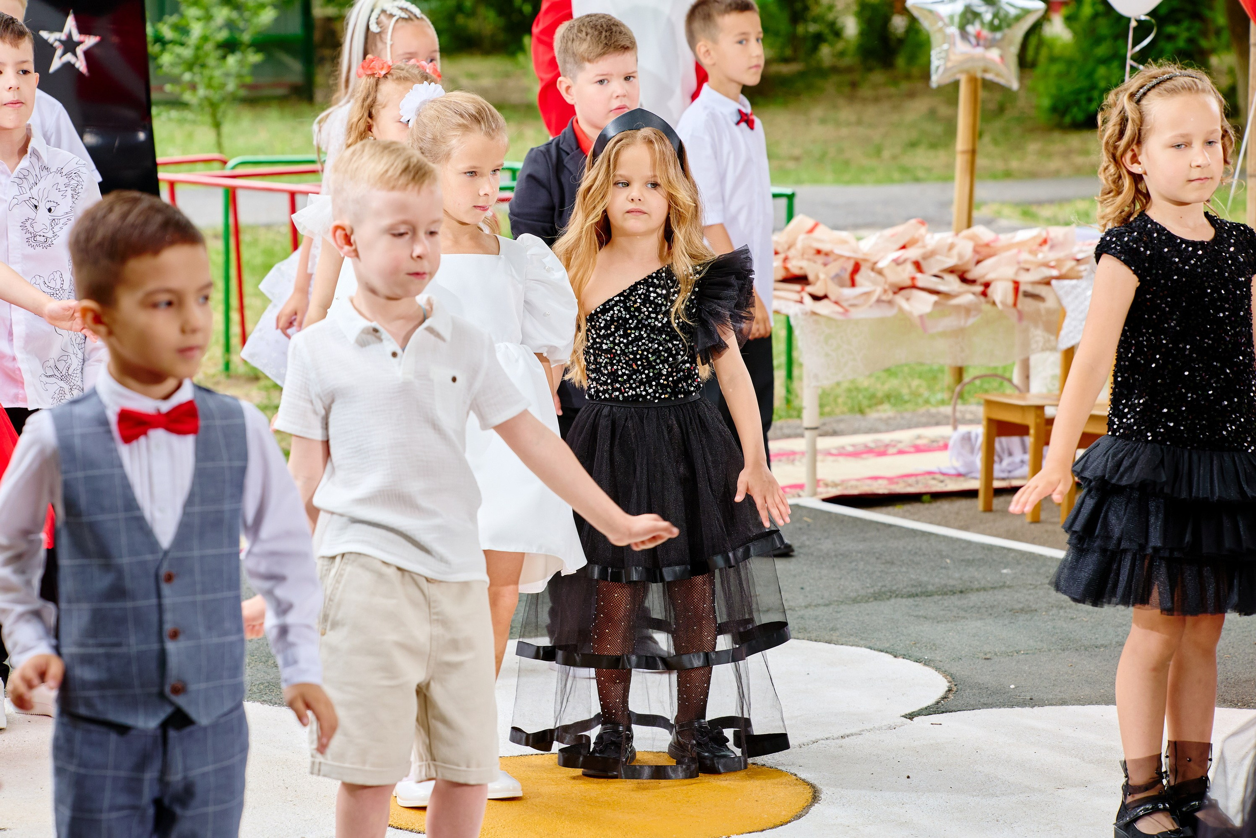 Выпускной 45 сад. Фотограф Выпускные альбомы Таганрог Сергей Коробченко