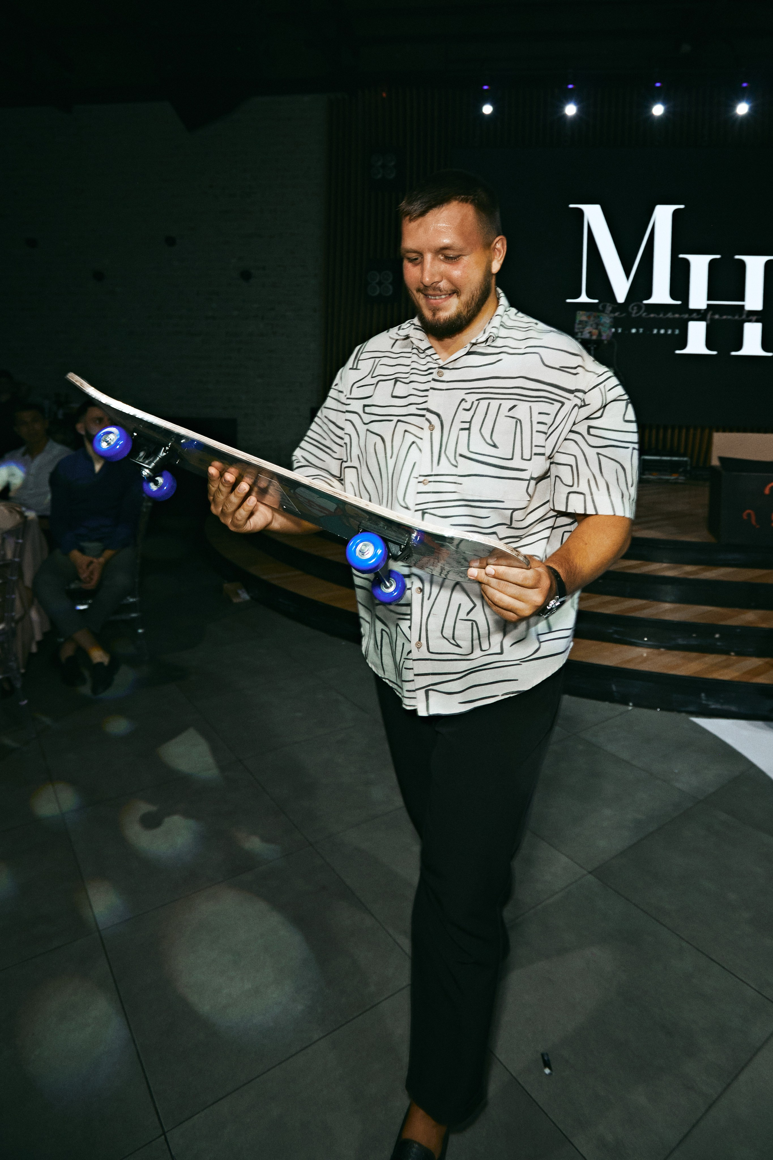 Misha & Nadia. Шумега Василий — амбассадор вайбовых вечеринок