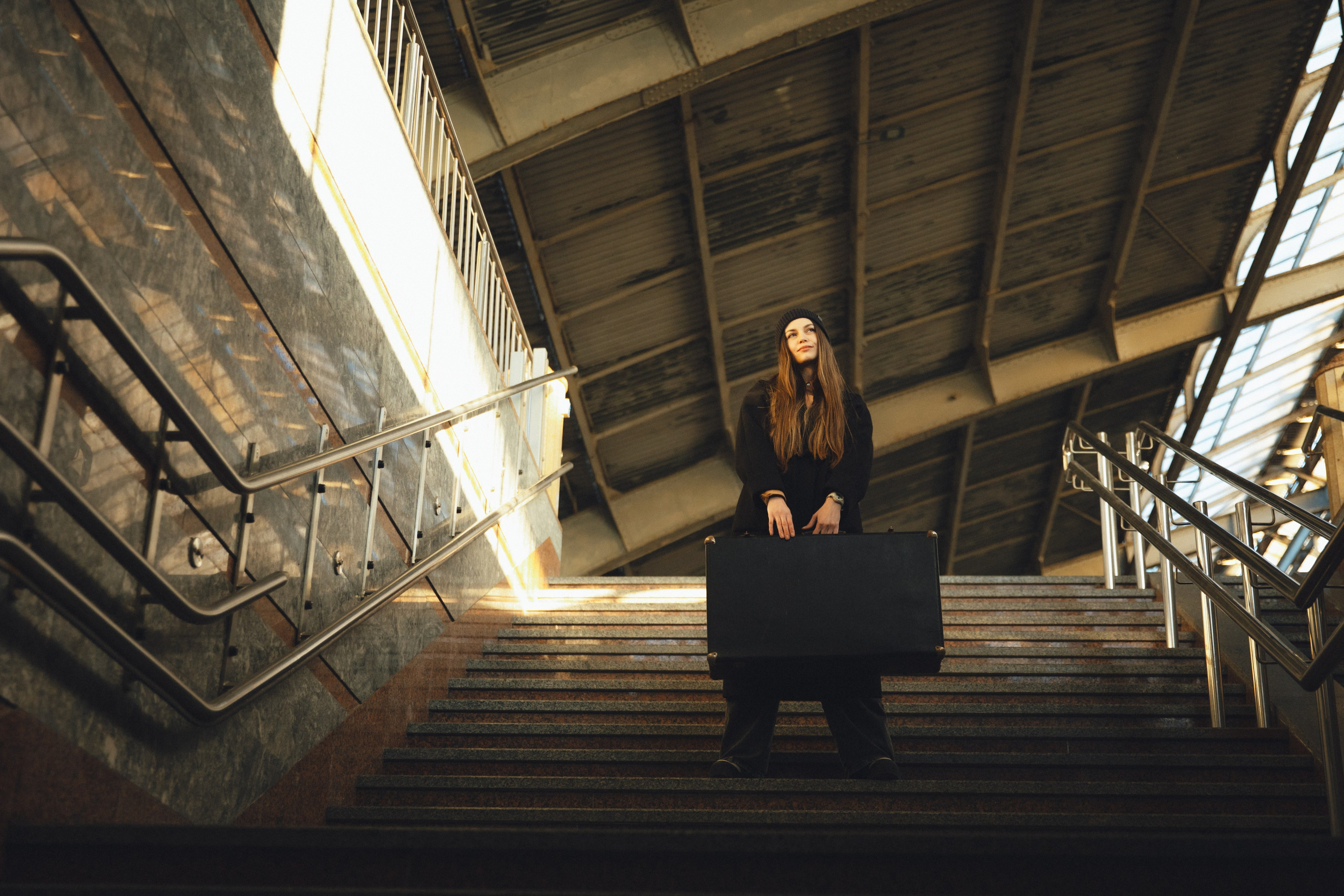 Дина / Южный вокзал. Фотограф Калининград Илья Миллер