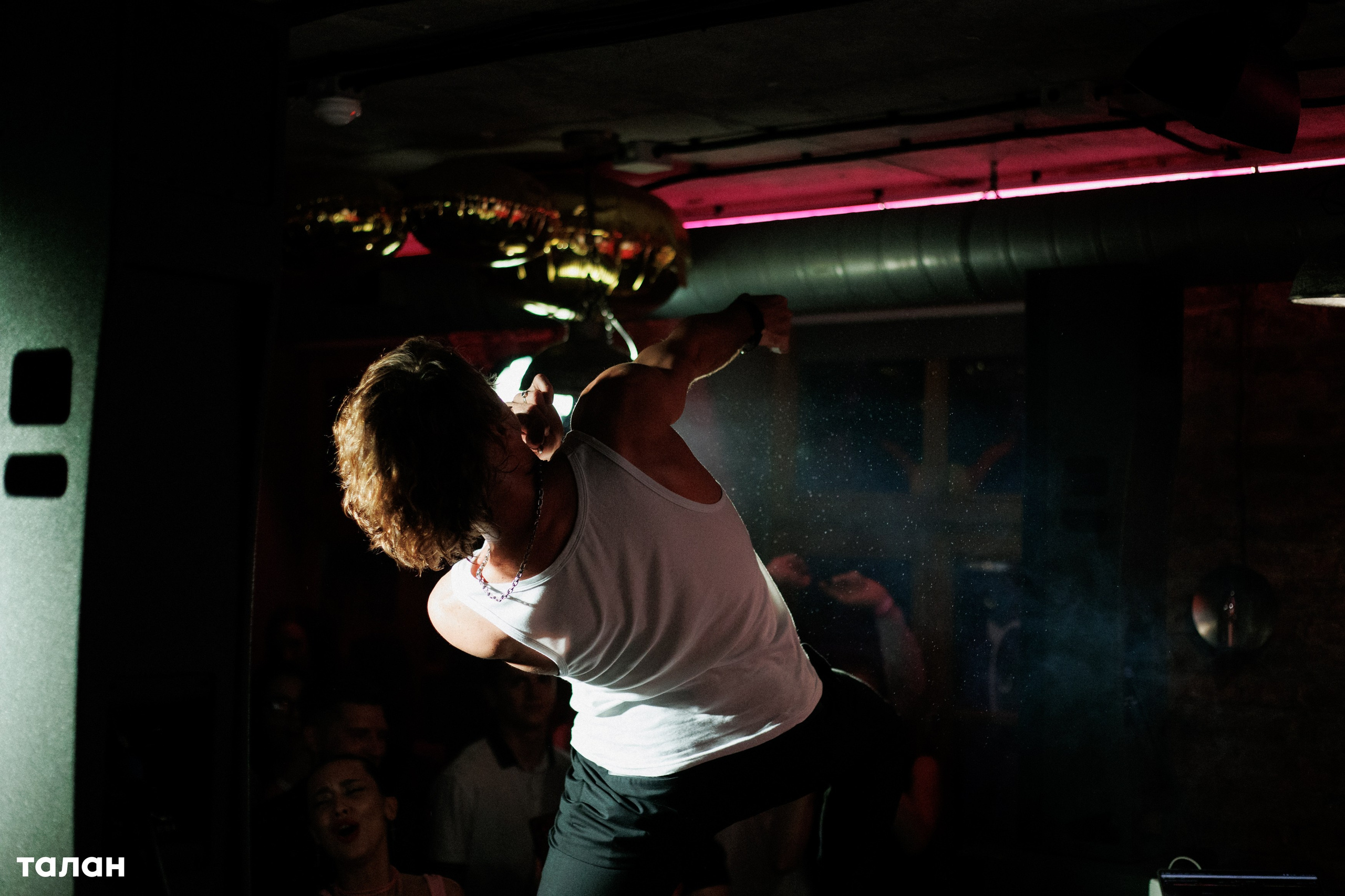 ВИНОТЕКА [бар+магаз] — BIRTHDAY PARTY. СВОИ. ФОТООТЧЕТЫ-СОБЫТИЯ-МЕСТА