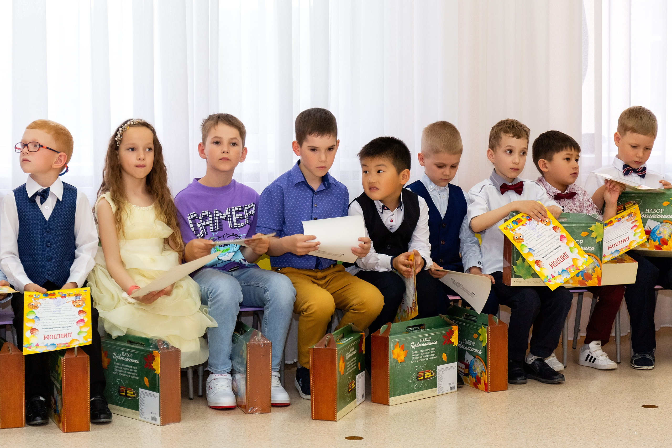 Выпускной. Детский сад «Тигрёнок». Стильный выпускной альбом Владивосток фотограф Вероника Мигачева