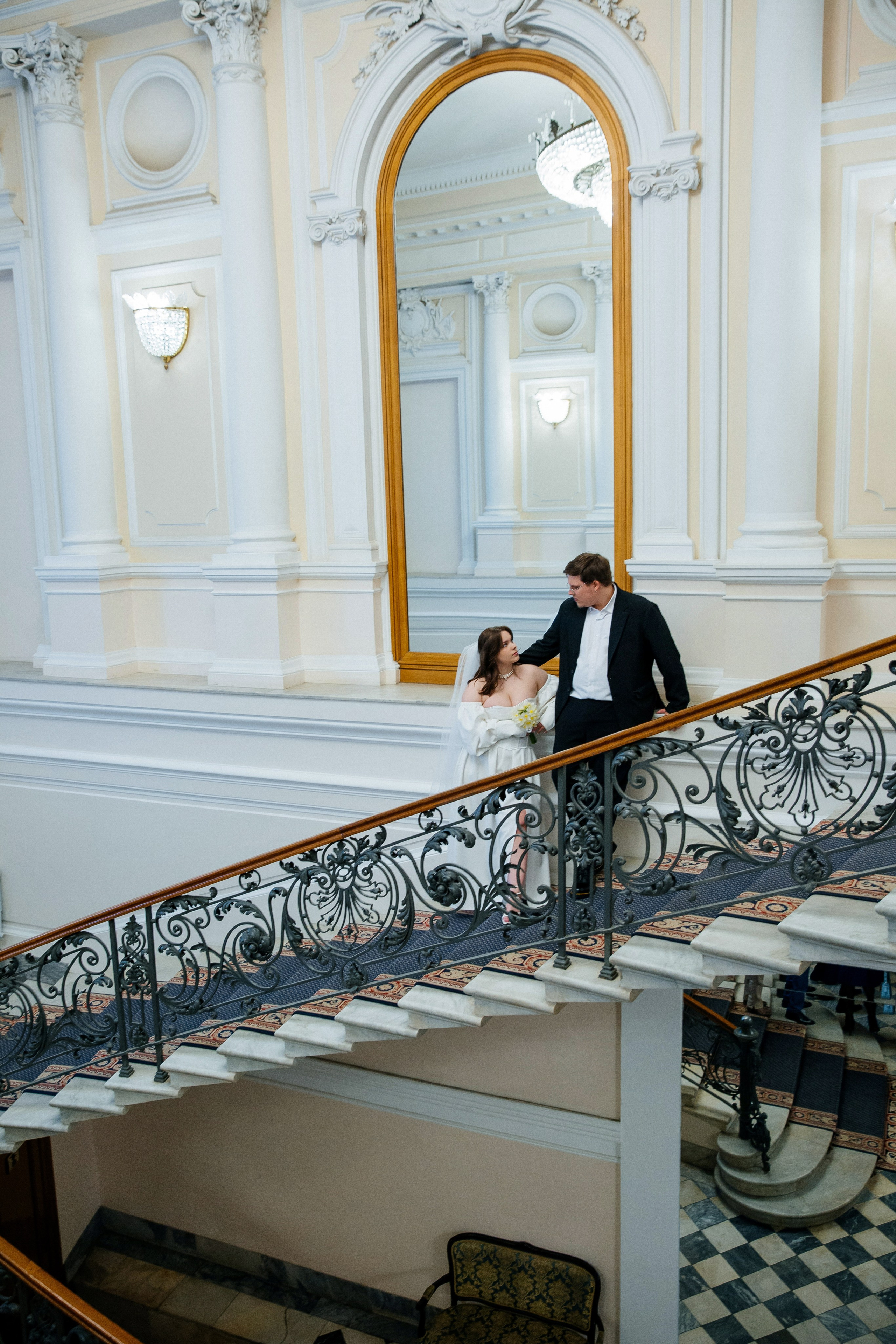 Съемка в отеле и регистрация прохладным майским днем. Свадебный фотограф в Санкт-Петербурге Вика Стукачева