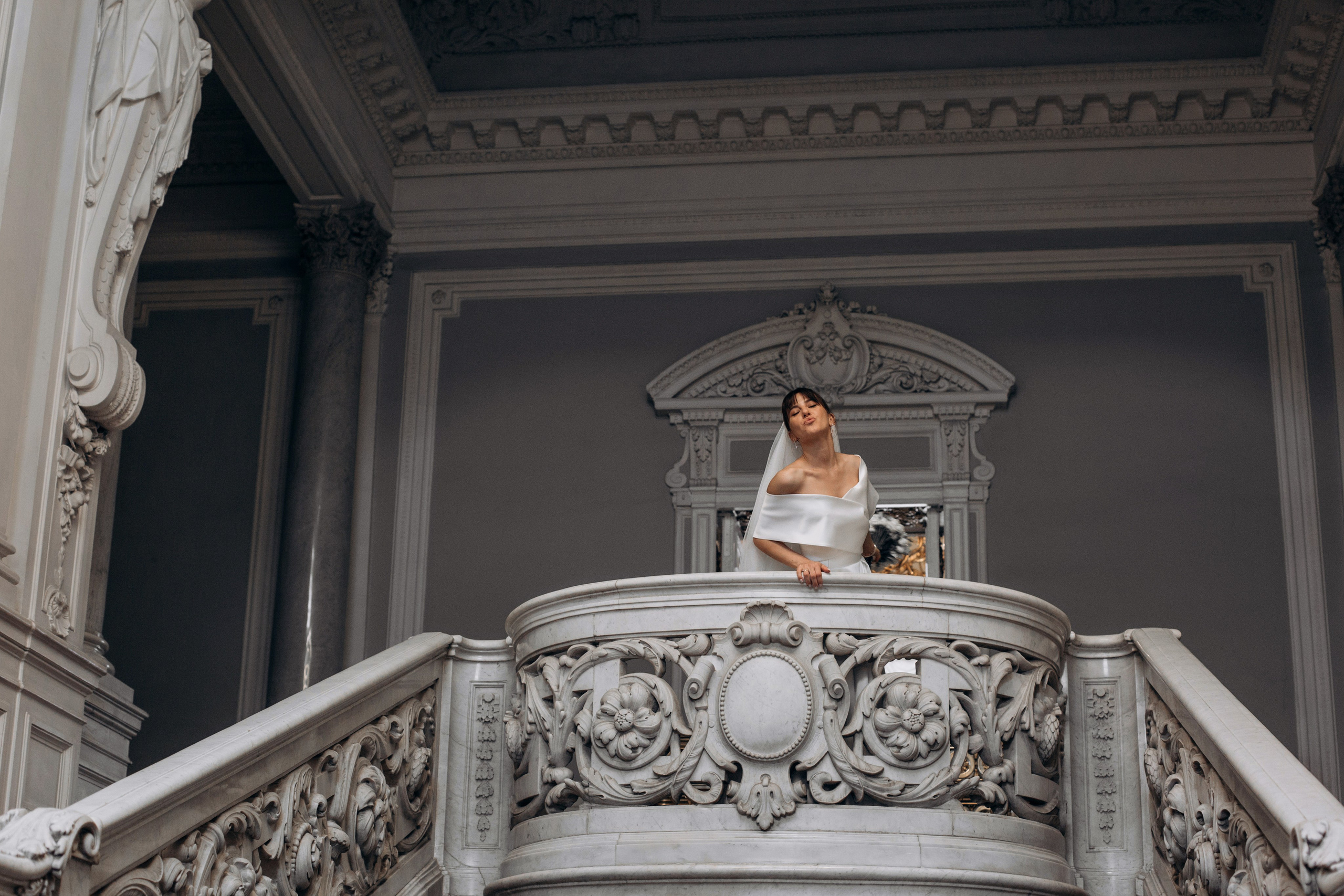 Свадьба на катере. Свадебный фотограф в Санкт-Петербурге Вика Стукачева