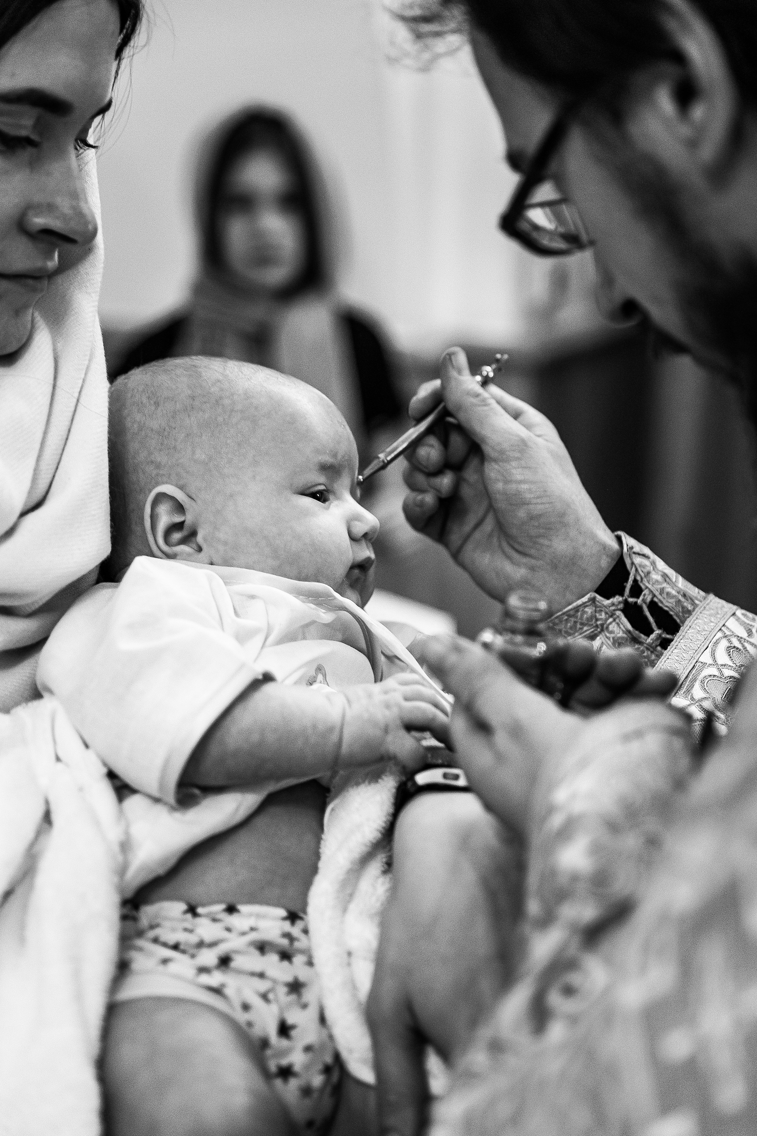 Таинство крещения Савелия. Александра, репортажный и событийный фотограф