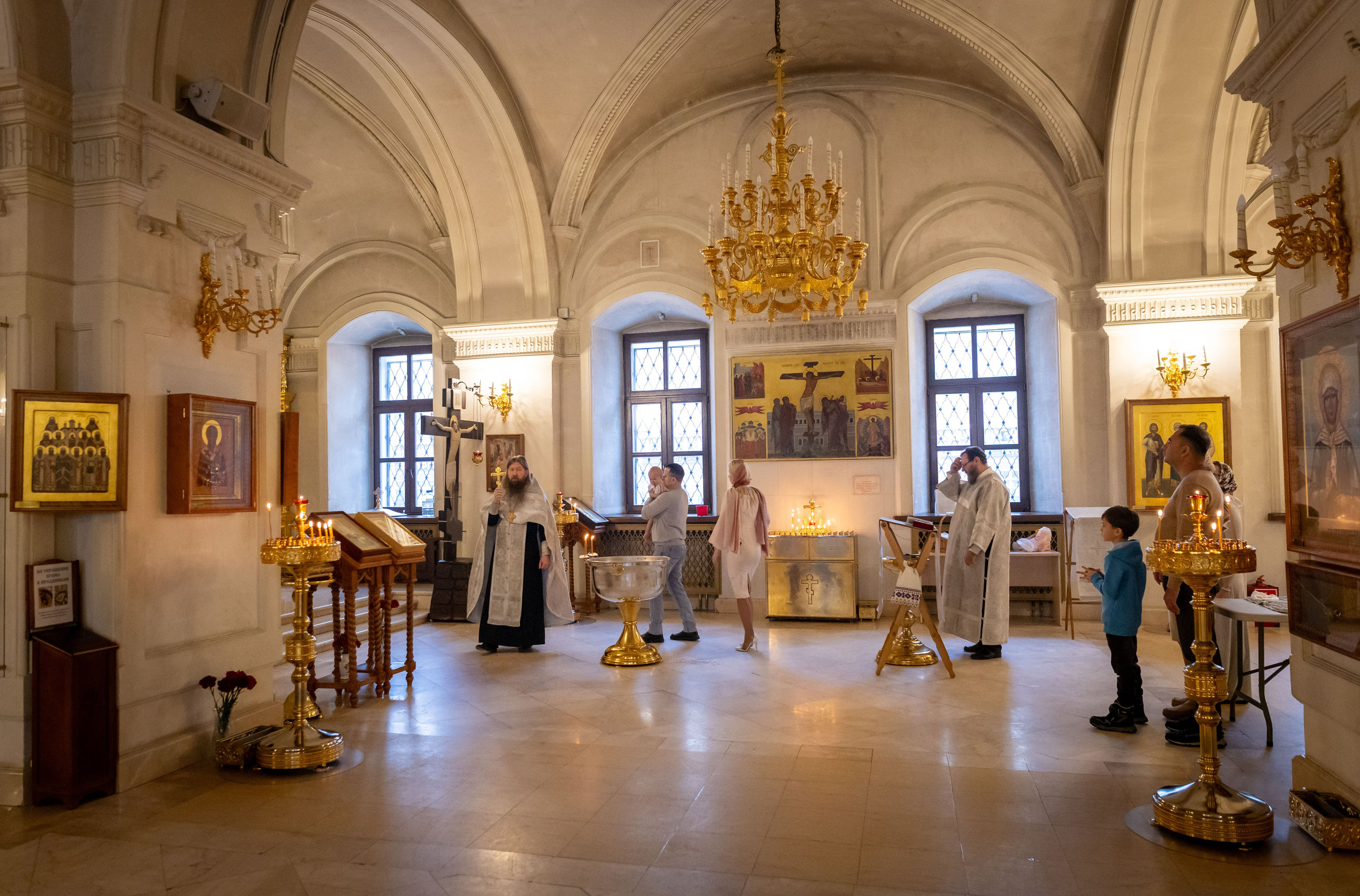 Таинство крещения Алексея. Семейный и детский фотограф Анна Петракова