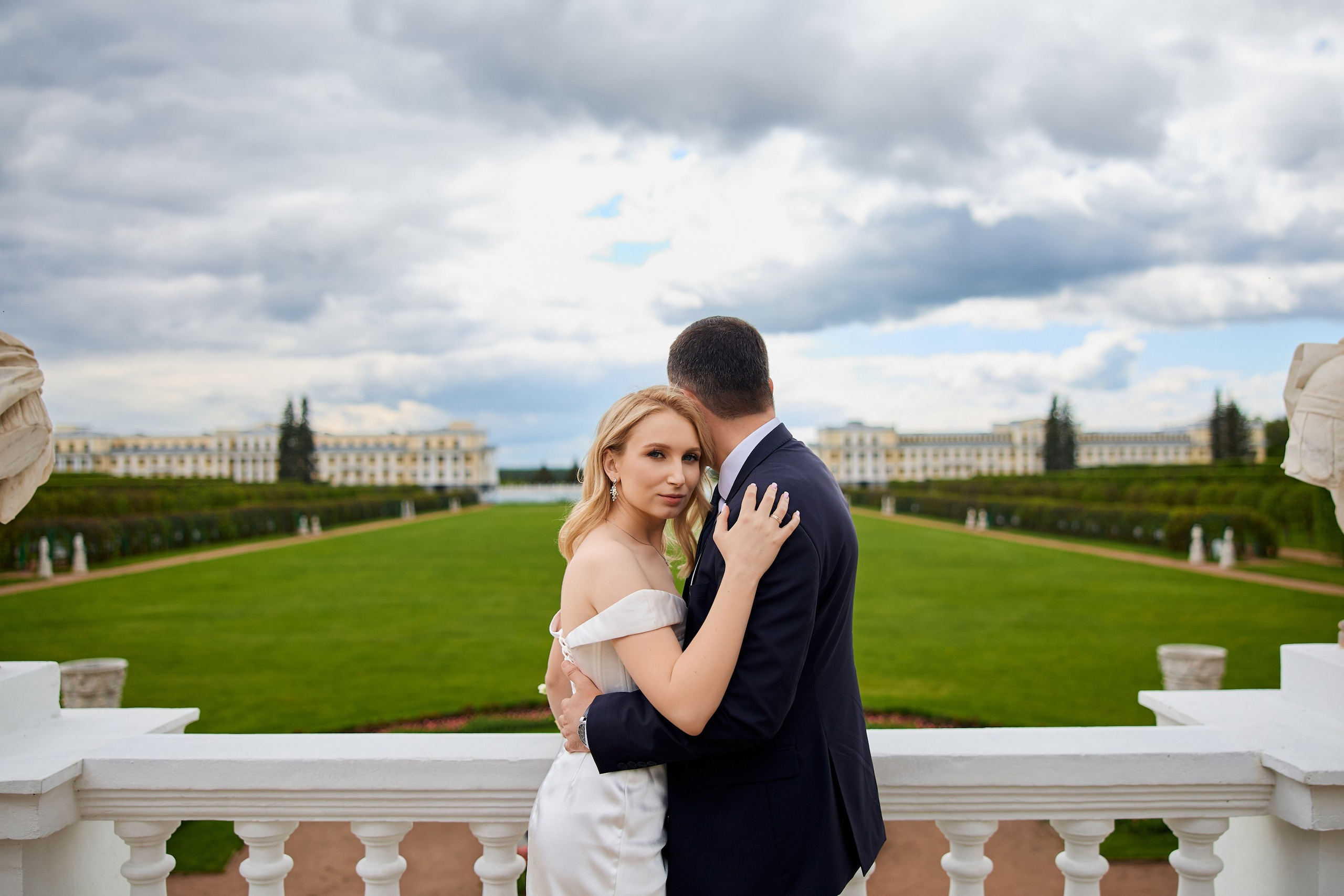 Свадебная фотосессия в Архангельском. Свадебный фотограф Сергей Колбинский