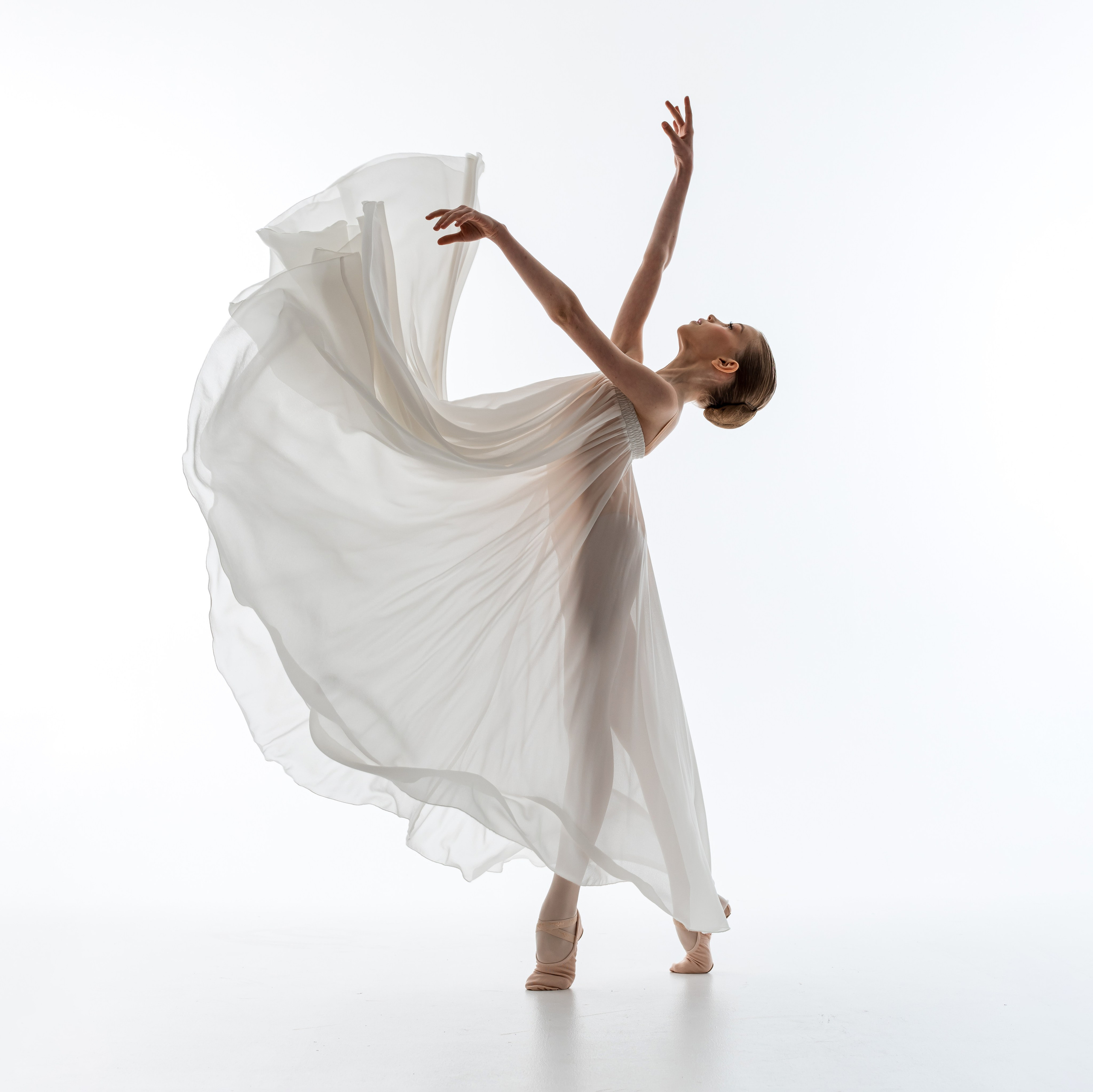 Балетная съёмка на белой циклораме и фонах. Балетный фотограф Алина Ханько — Душа Балета