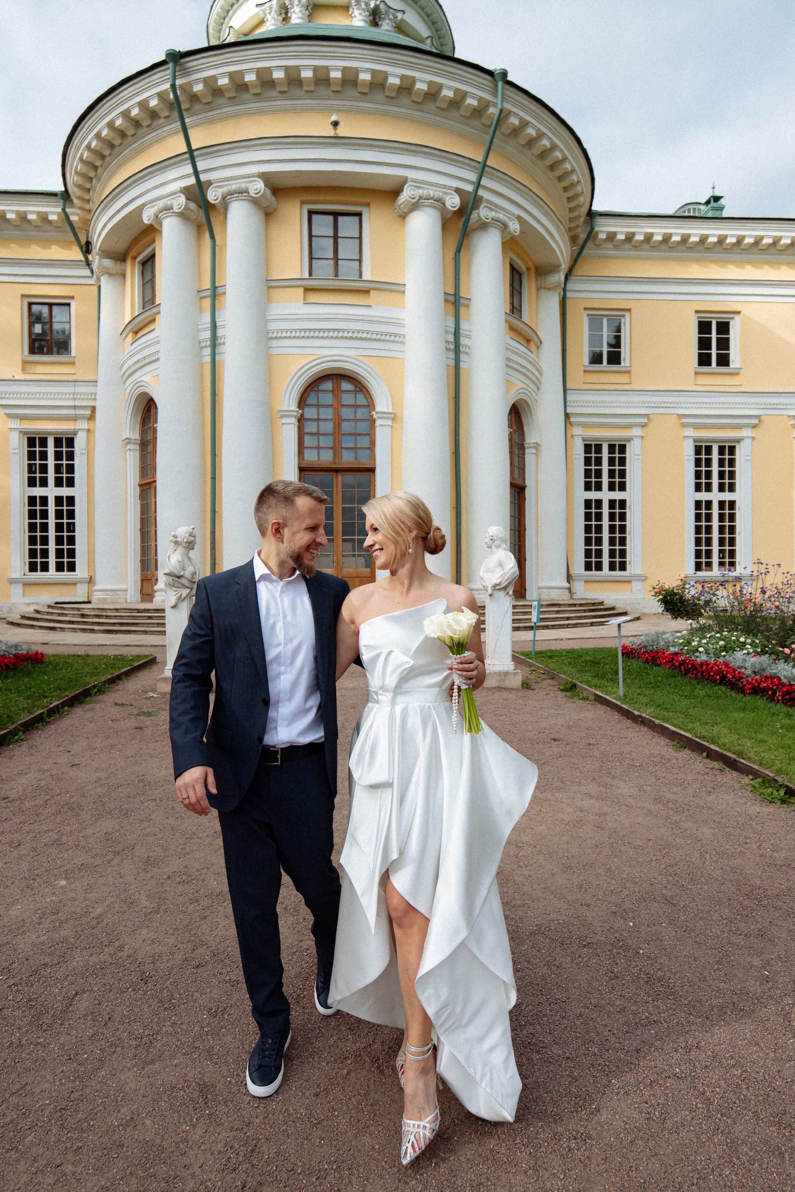 Свадьба Кутузовский загс и Архангельское. Анастасия Петрович фотограф, фотокорреспондент в Москве и Санкт-Петербурге. Фотосъёмка репортажа, мероприятия, корпоративная съёмка, контент