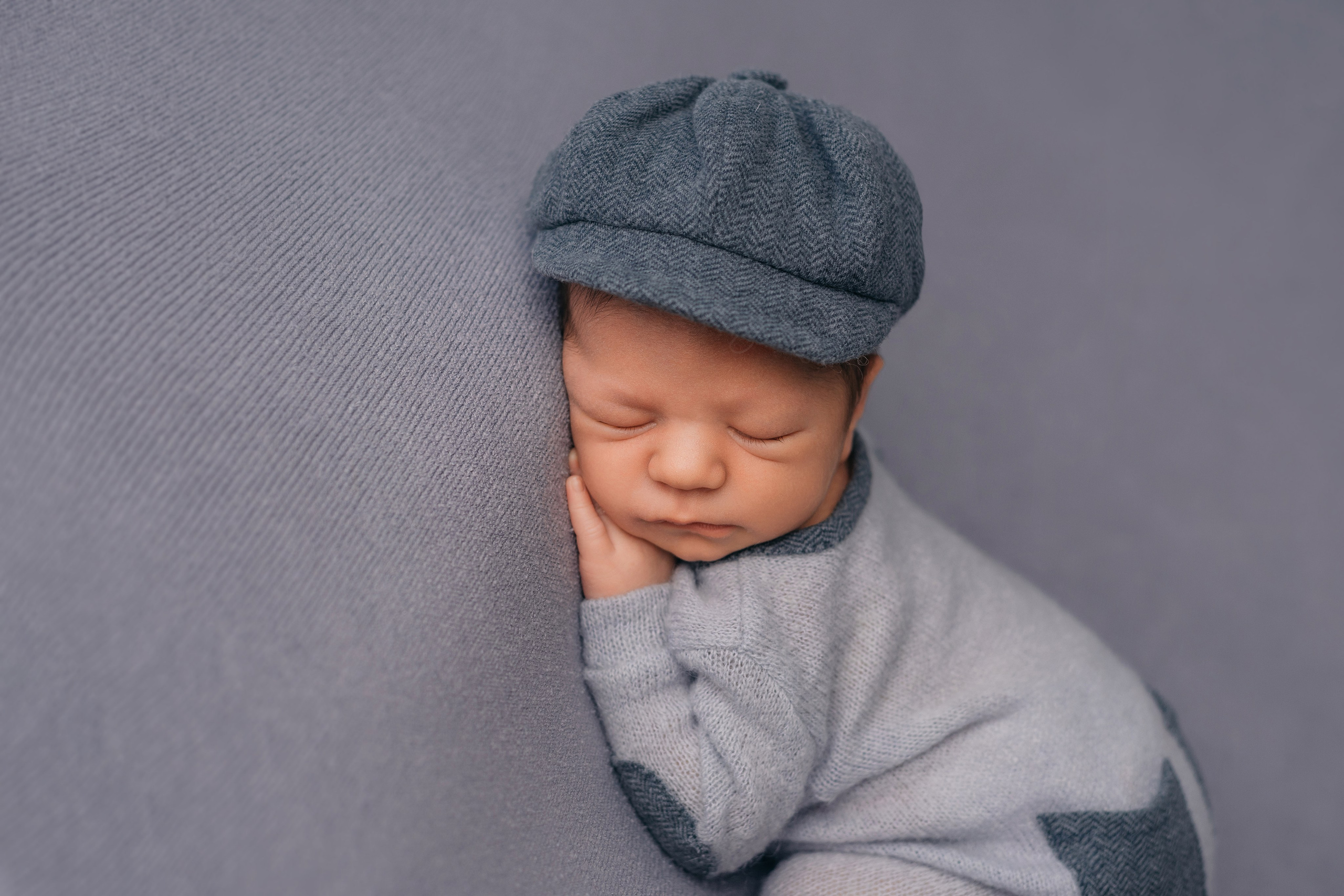 Максим. Фотограф новорожденных Белгород