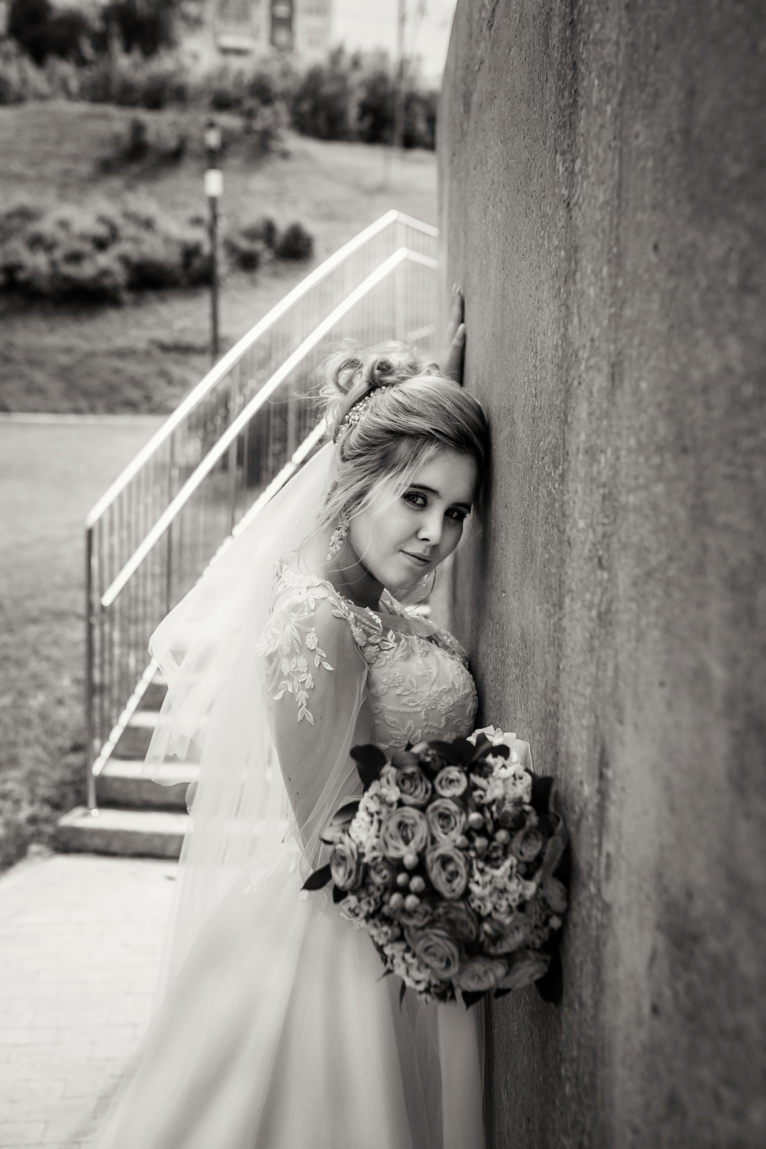 Свадебная прогулка Александра и Дарьи. Июль 2022. Фотограф Пермь. Свадьбы. Семья и дети, школа, д. сад. Фотокниги