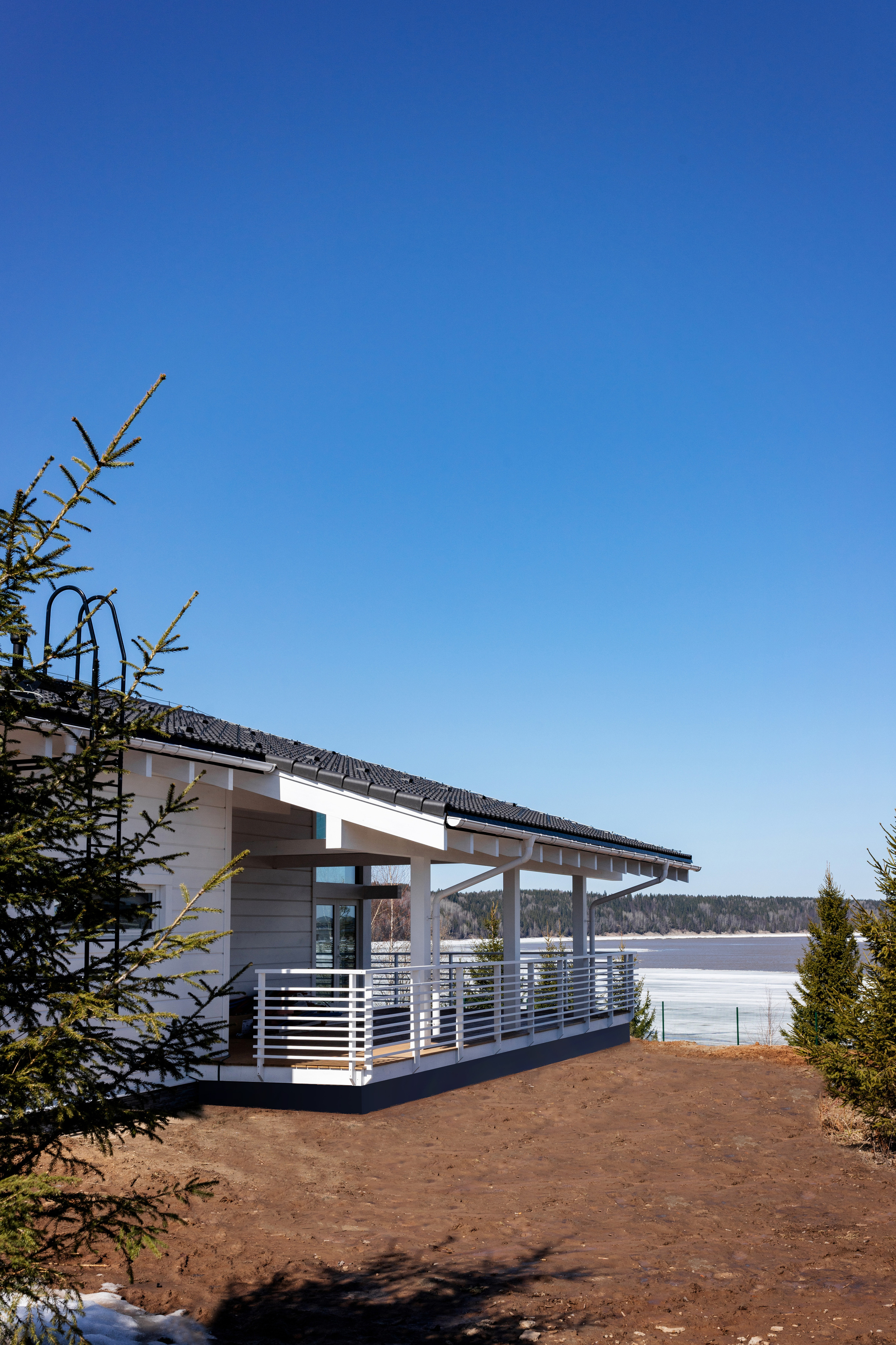 Коттеджный посёлок «Золотая рыбка». Съёмка строящейся недвижимости. Апрель 2022. Фотограф Пермь. Свадьбы. Семья и дети, школа, д. сад. Фотокниги