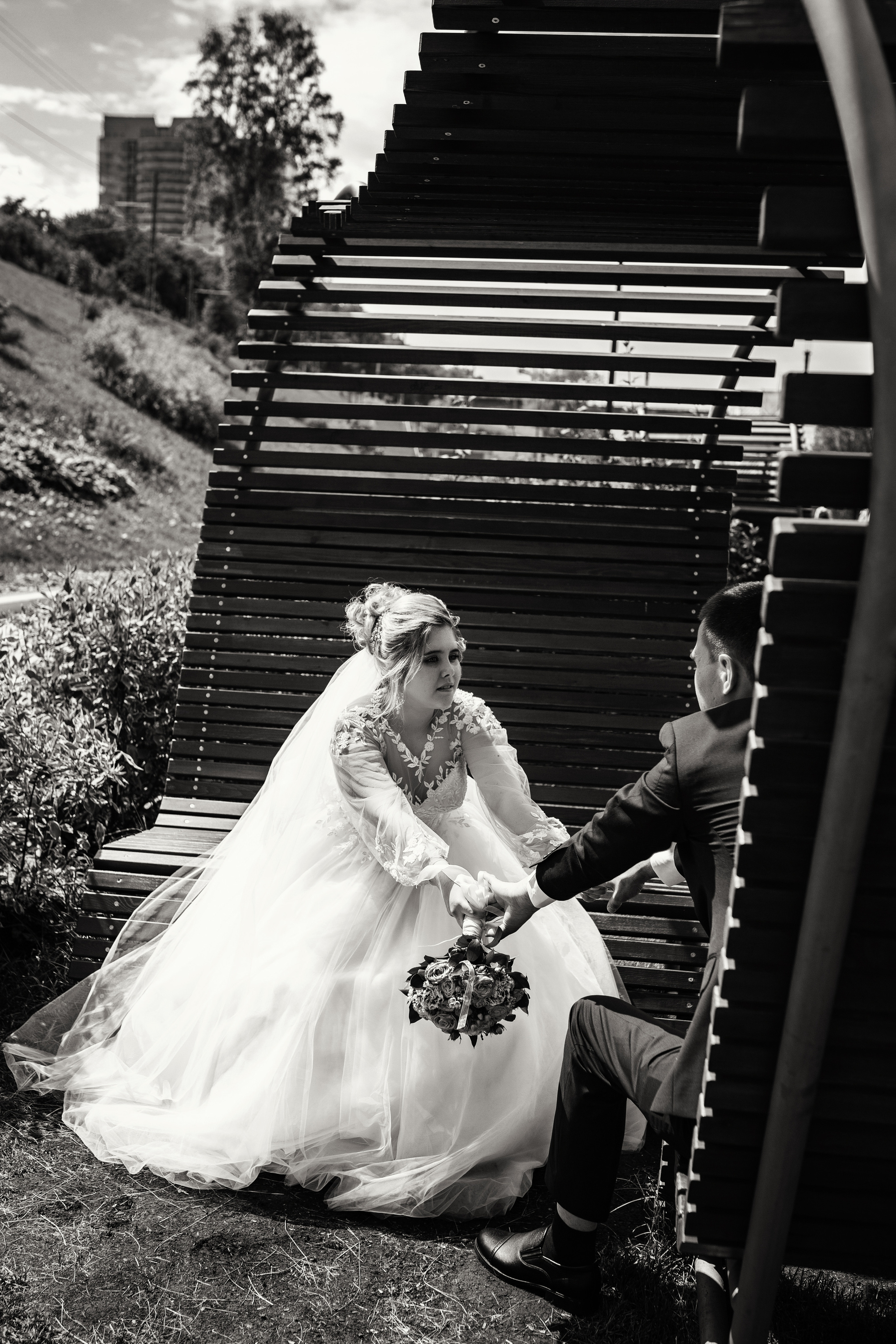 Свадебная прогулка Александра и Дарьи. Июль 2022. Фотограф Пермь. Свадьбы. Семья и дети, школа, д. сад. Фотокниги