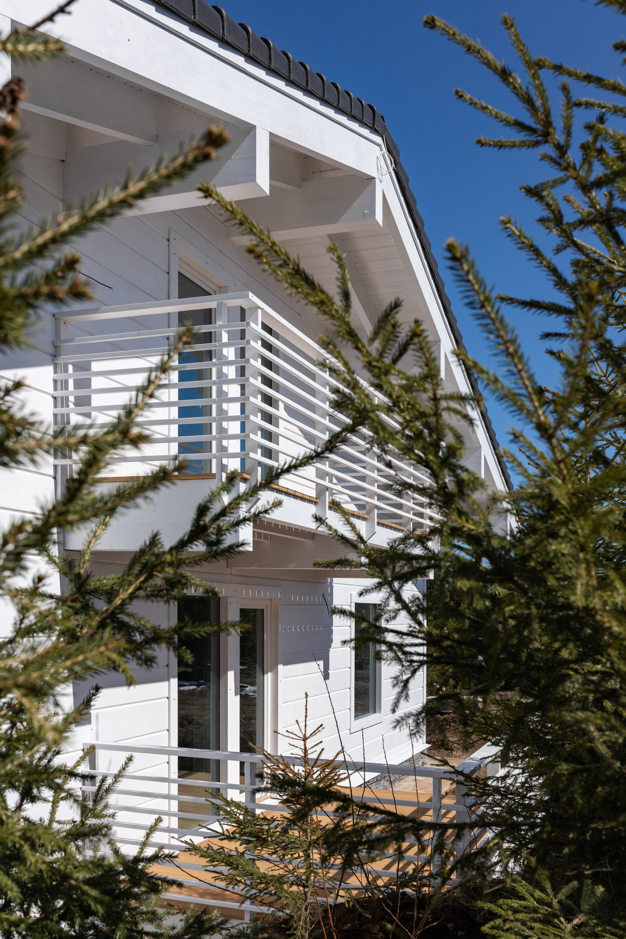 Коттеджный посёлок «Золотая рыбка». Съёмка строящейся недвижимости. Апрель 2022. Фотограф Пермь. Свадьбы. Семья и дети, школа, д. сад. Фотокниги