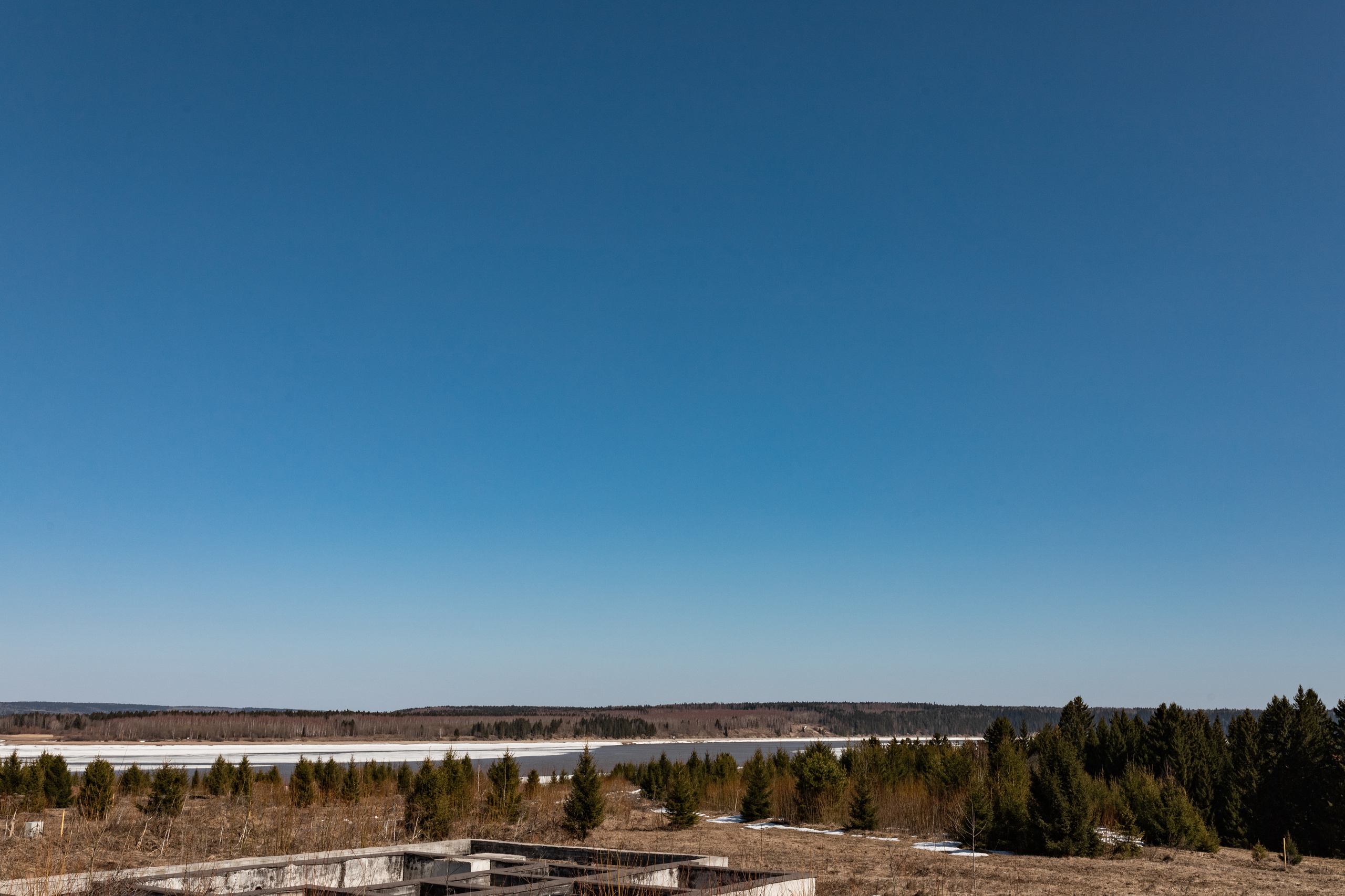 Коттеджный посёлок «Золотая рыбка». Съёмка строящейся недвижимости. Апрель 2022. Фотограф Пермь. Свадьбы. Семья и дети, школа, д. сад. Фотокниги