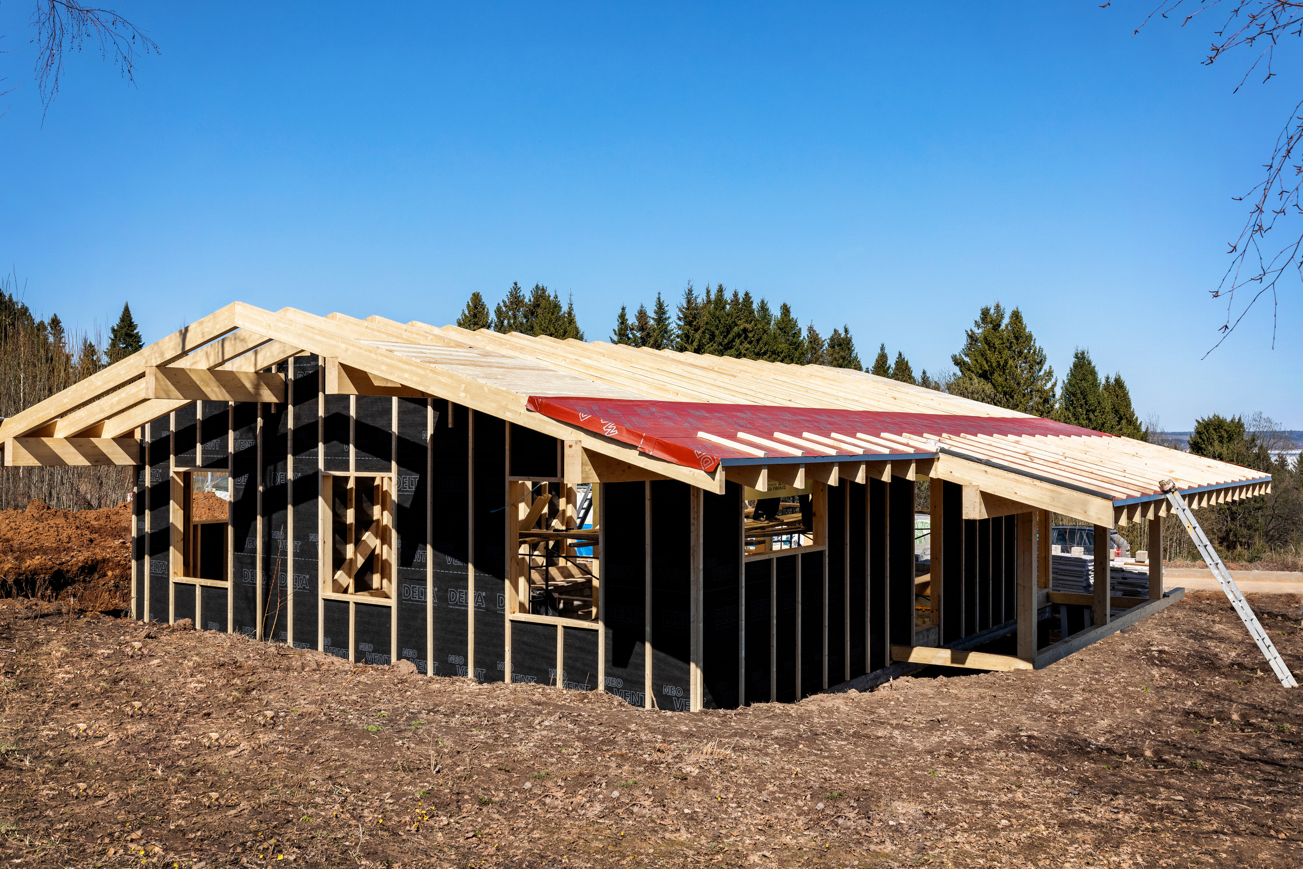 Коттеджный посёлок «Золотая рыбка». Съёмка строящейся недвижимости. Апрель 2022. Фотограф Пермь. Свадьбы. Семья и дети, школа, д. сад. Фотокниги