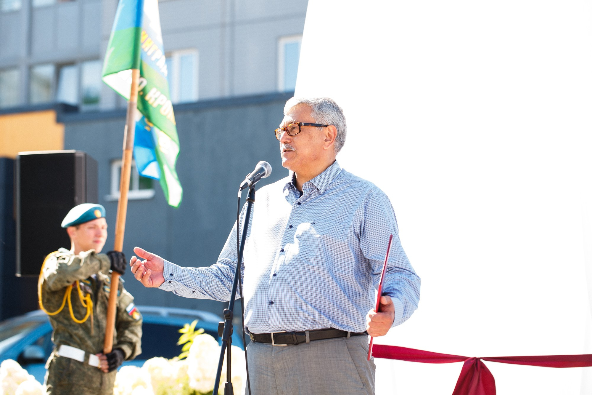 ОТКРЫТИЕ ПАМЯТНИКА. Рабочая сторона — бизнес портрет и репортаж в Санкт-Петербурге