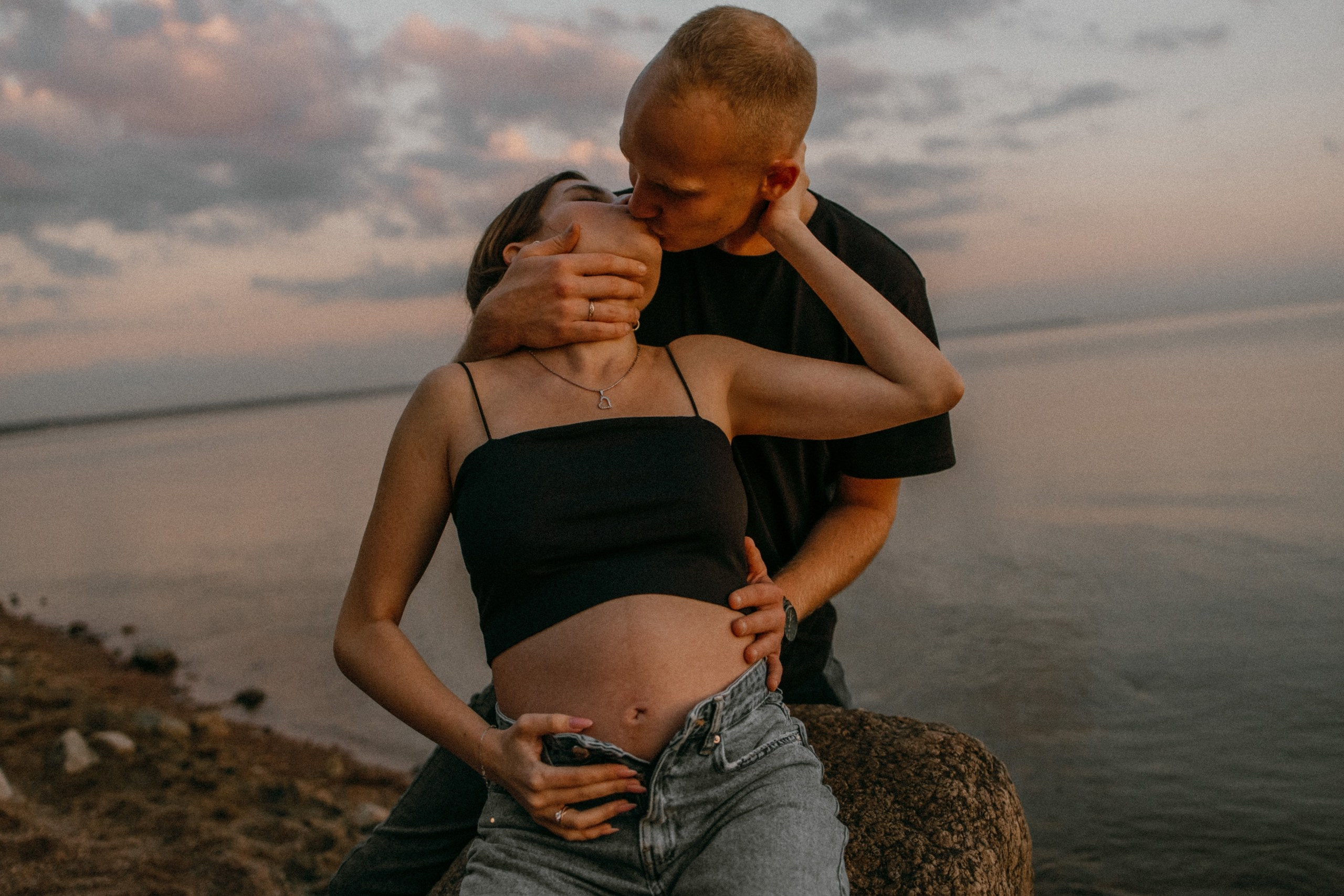 Гендер-пати для двоих на заливе