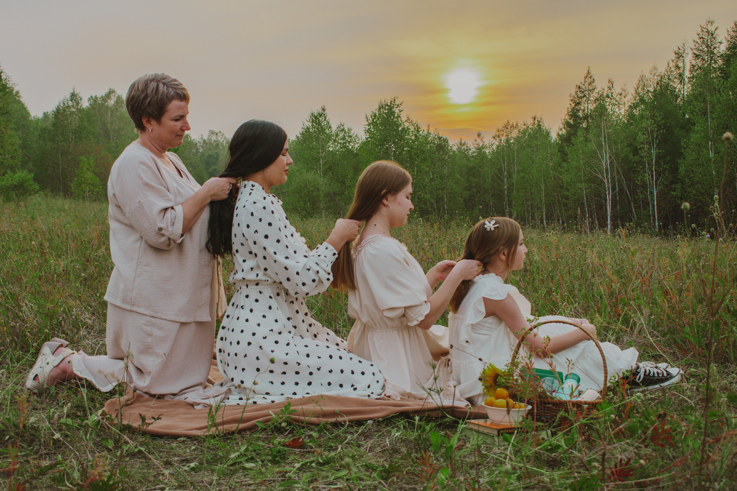 Ольга, Ксения, Юлия и Яна. Фотограф. Шелопугино, Забайкальский край