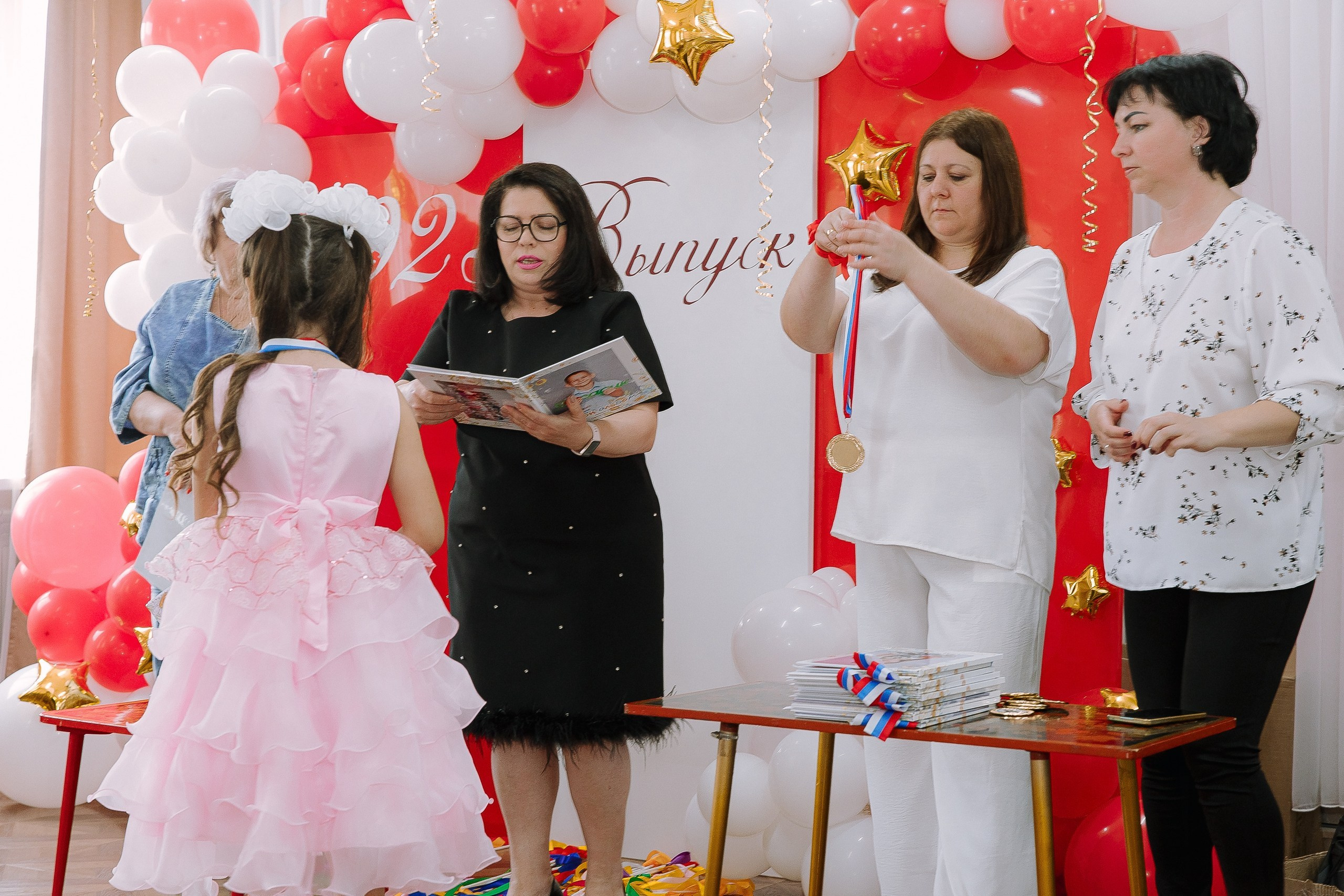 Выпускной в ДС 26. Выпускные альбомы Натальи Бутко: Новороссийск, Анапа, Геленджик