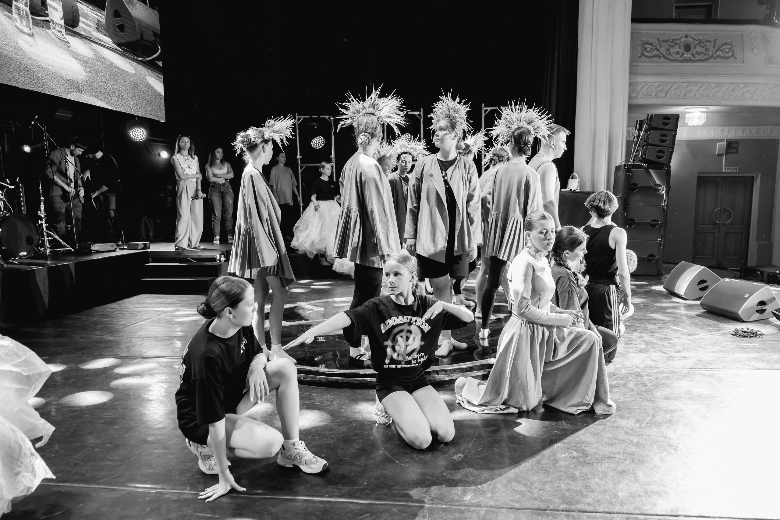 Backstage. Занимаюсь профессиональной фотографией и живу рядом с Байкалом. Работаю в разных жанрах