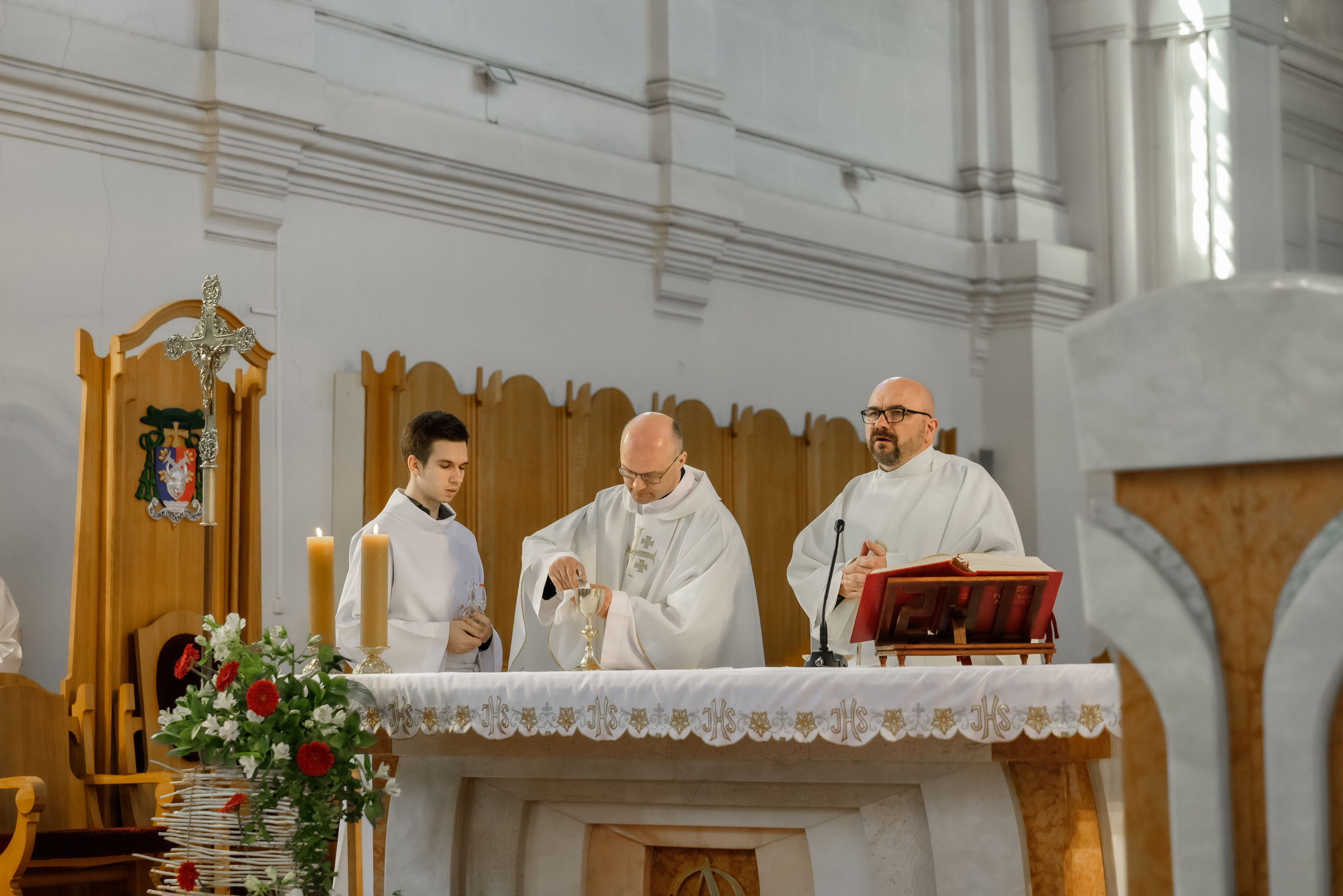 Венчание Католический собор. Свадебный фотограф, крещение, венчание СПБ, Белгород Анна Коршунова