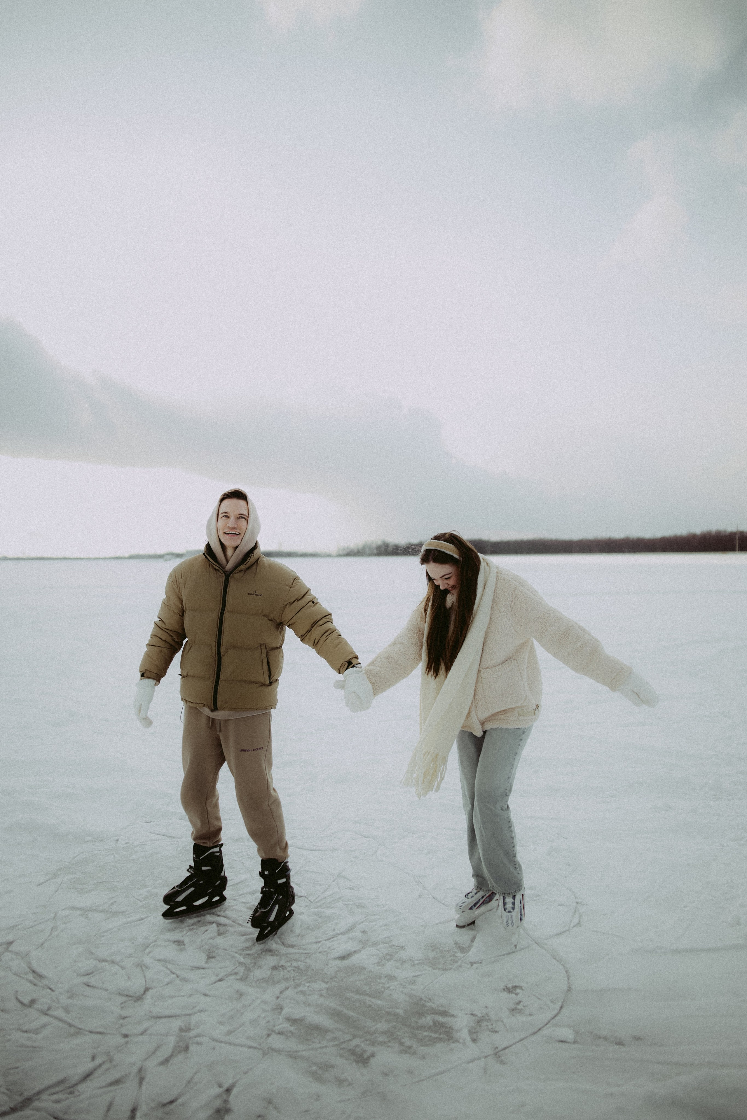 Саша и Денис. Главная