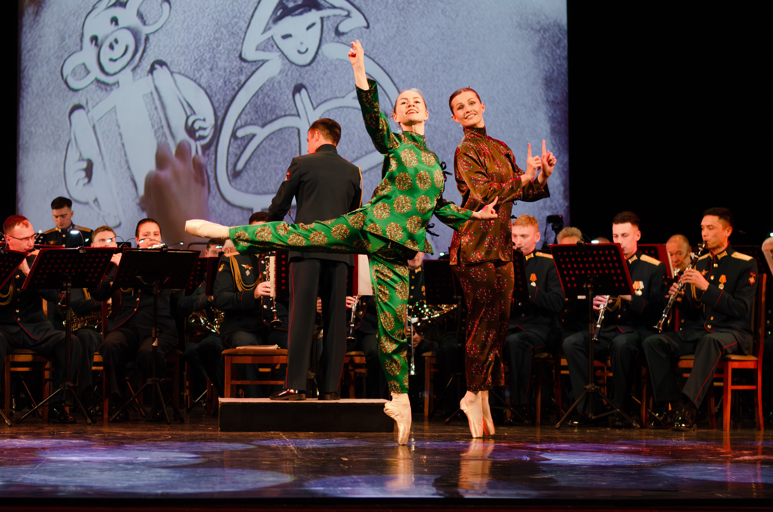 Новогодняя программа «Щелкунчик» на сцене Дома Офицеров. Портретный и репортажный фотограф в Санкт-Петербурге Варвара Жукова