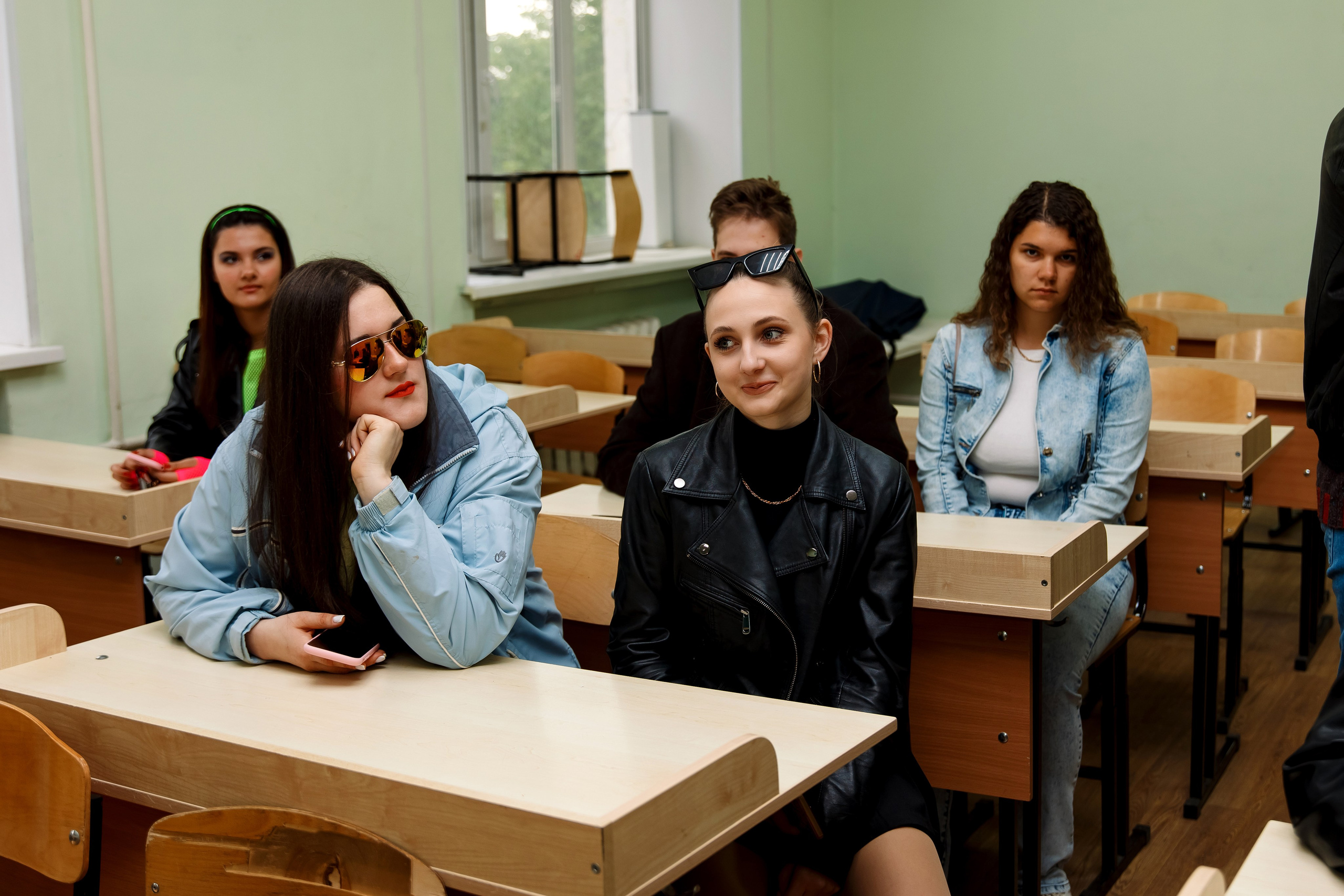 11 класс день не послушания в школе. Фотограф Любовь Корниенко, Примоский край