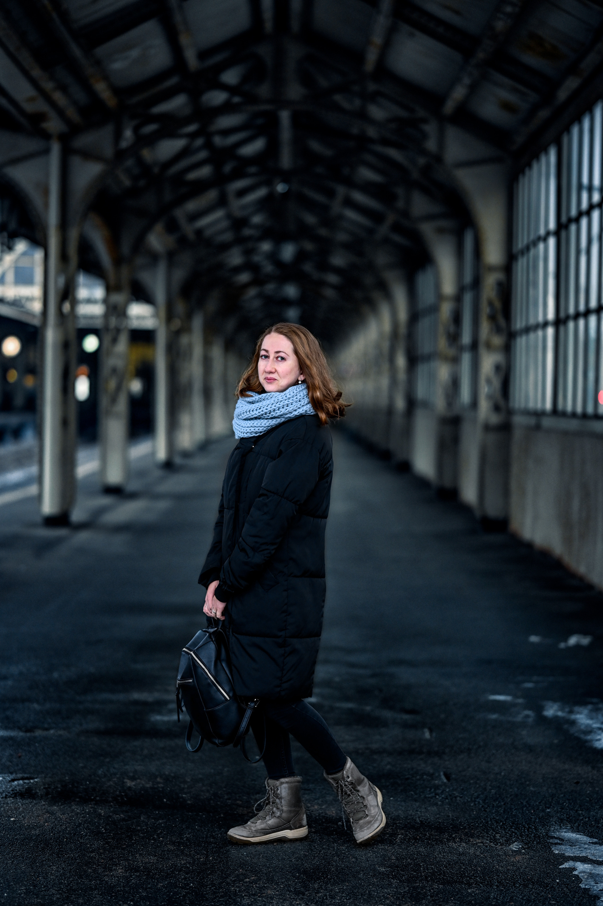 Фотосессия девушка на вокзале