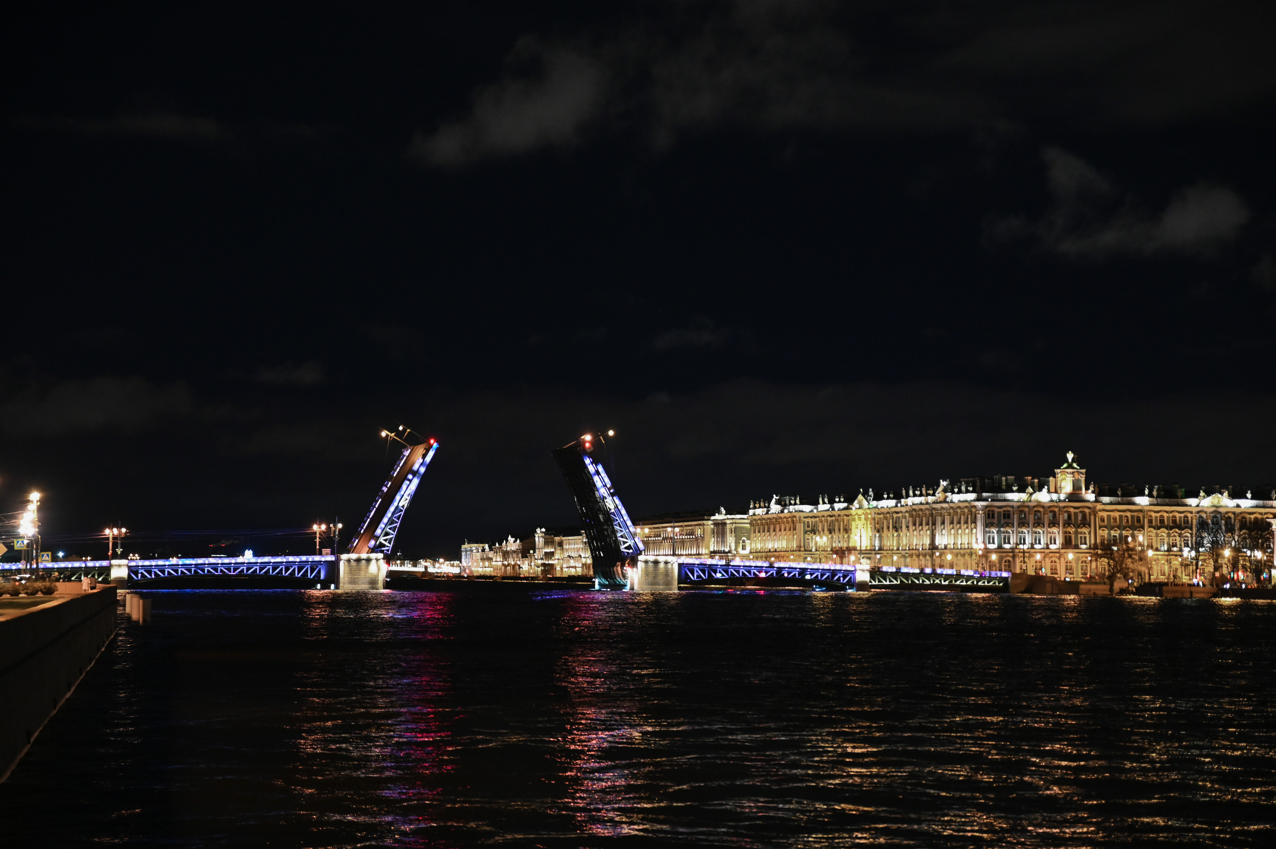 Разведение мостов Петербурге