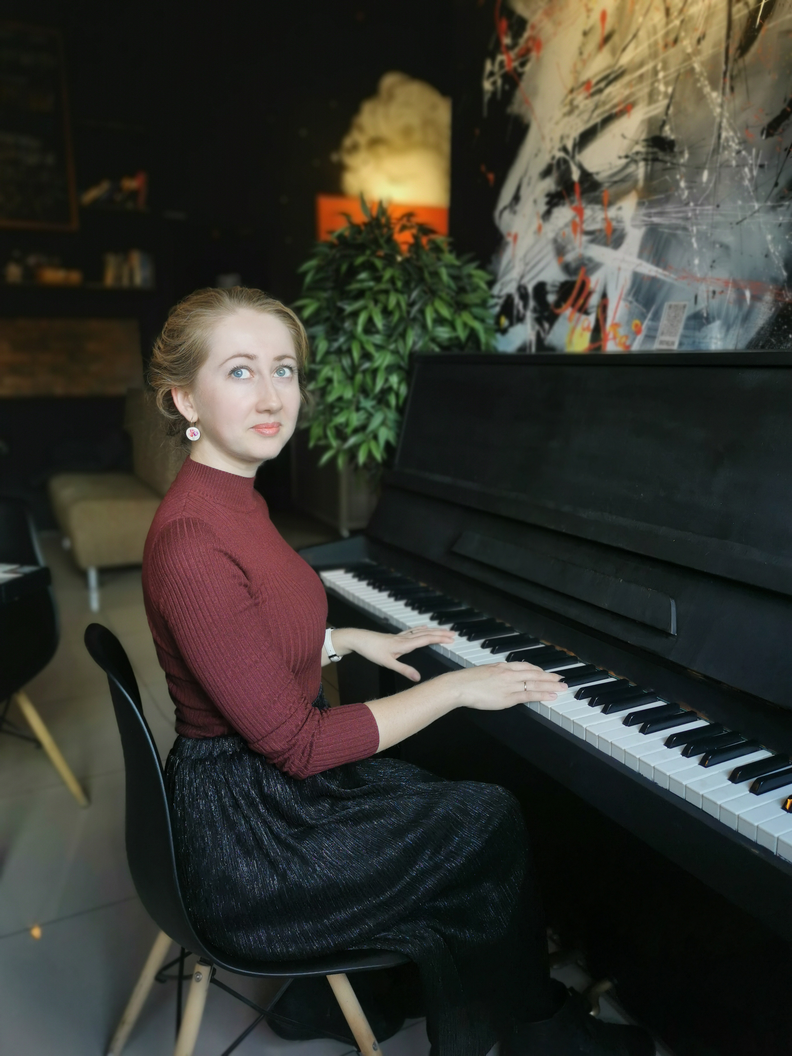 Фотосессия Девушка за пианино