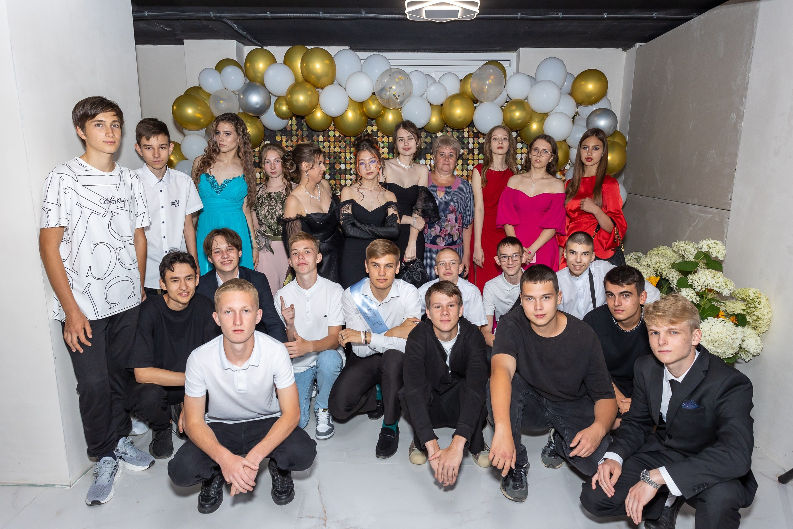 Вручение аттестата и выпускной вечер. Выпускные альбомы Майкоп, Краснодар Елена Золотарева