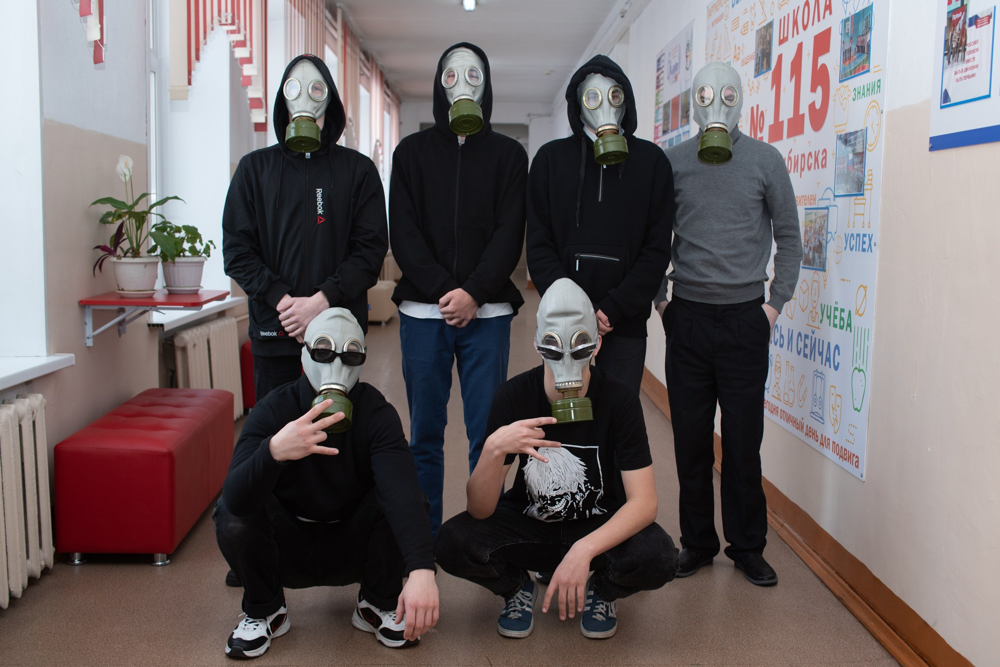 Старшая школа. Школьный фотограф, Новосибирск. Выпускные альбомы для школьников и детских садов, общие фото и «классные истории» для невыпускных классов