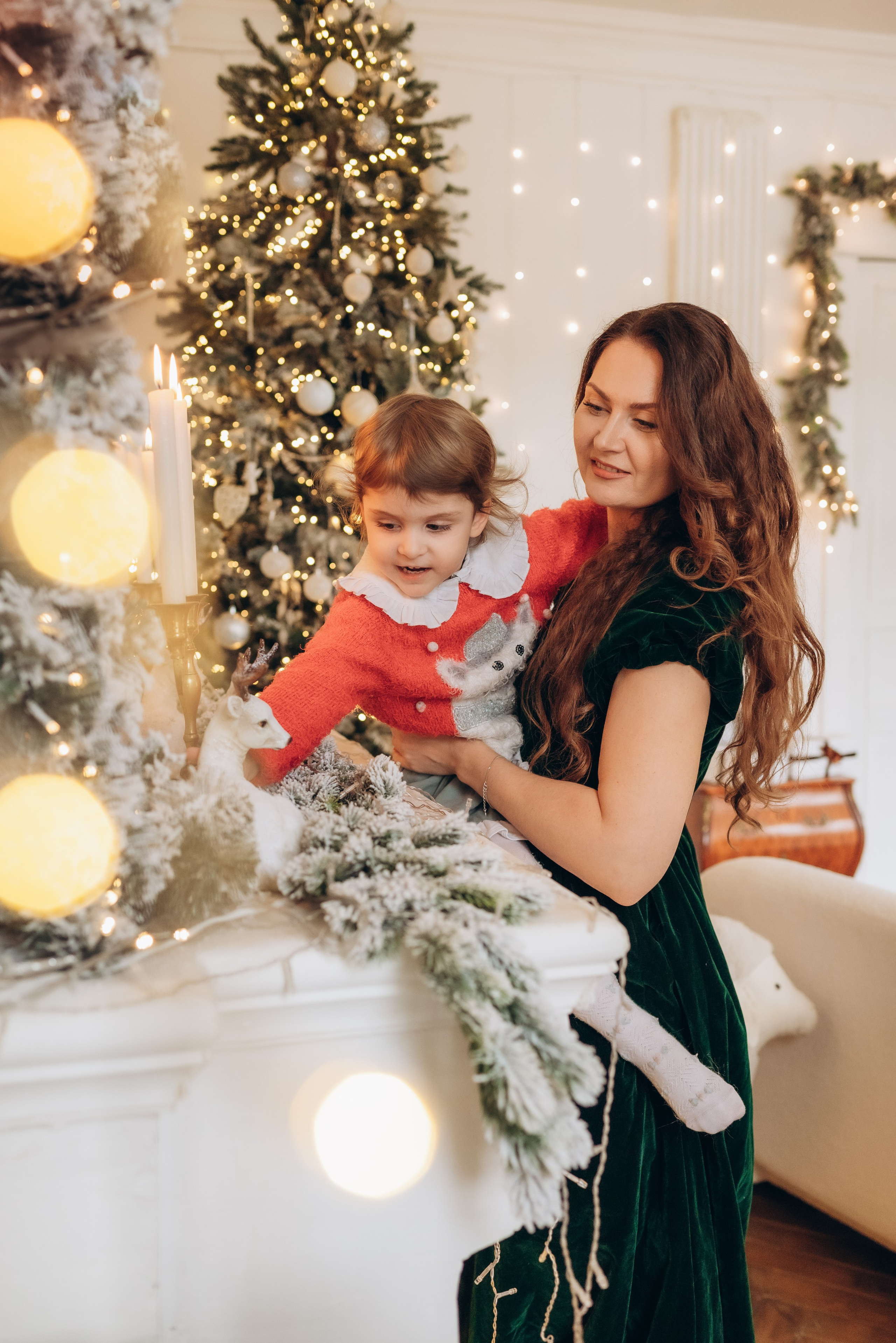 Новогодняя съемка Ксюша с дочками. Семейный фотограф в Тюмени Ксения Мязитова