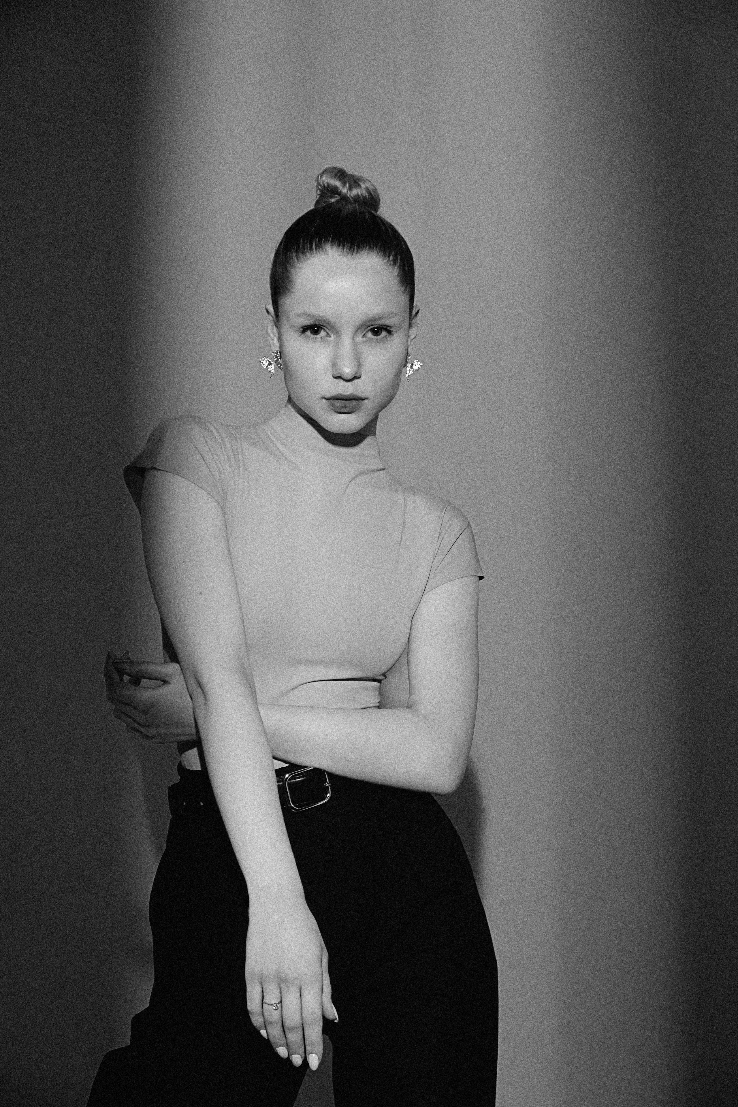 Игра света и цвета в модельных тестах. Фотограф и видеограф в Омск/Москва Сащенко Лера