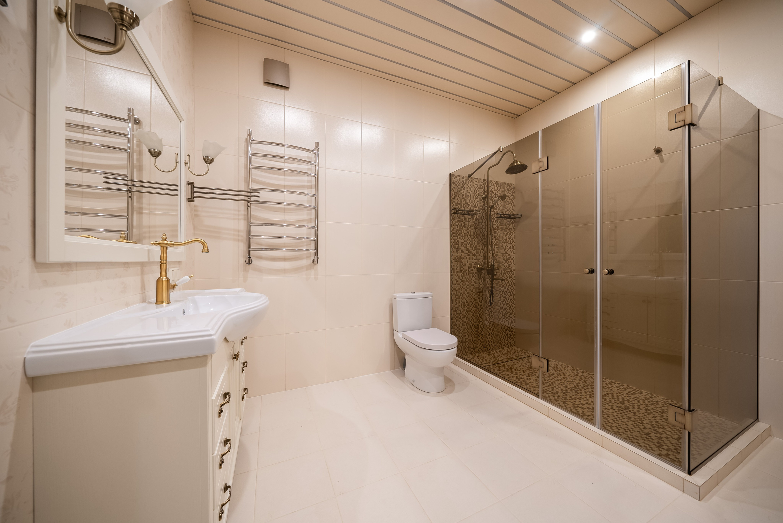 ДОМ п. АДМИРАЛ. Фото и видео-съемка Андраник Хачатурян