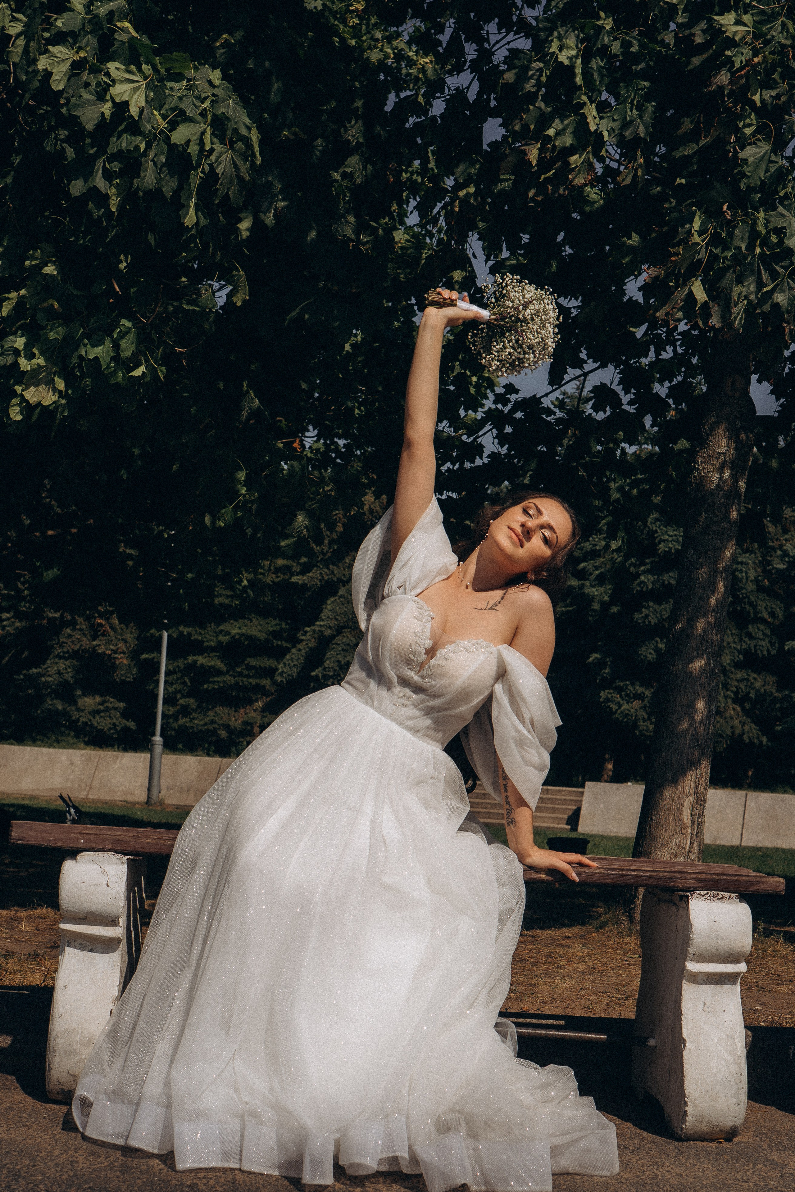 СВАДЕБНАЯ СЬЕМК В ПАРКЕ 300-ЛЕТИЯ. Профессиональный фотограф, Санкт-Петербург — Виктория Богомолова