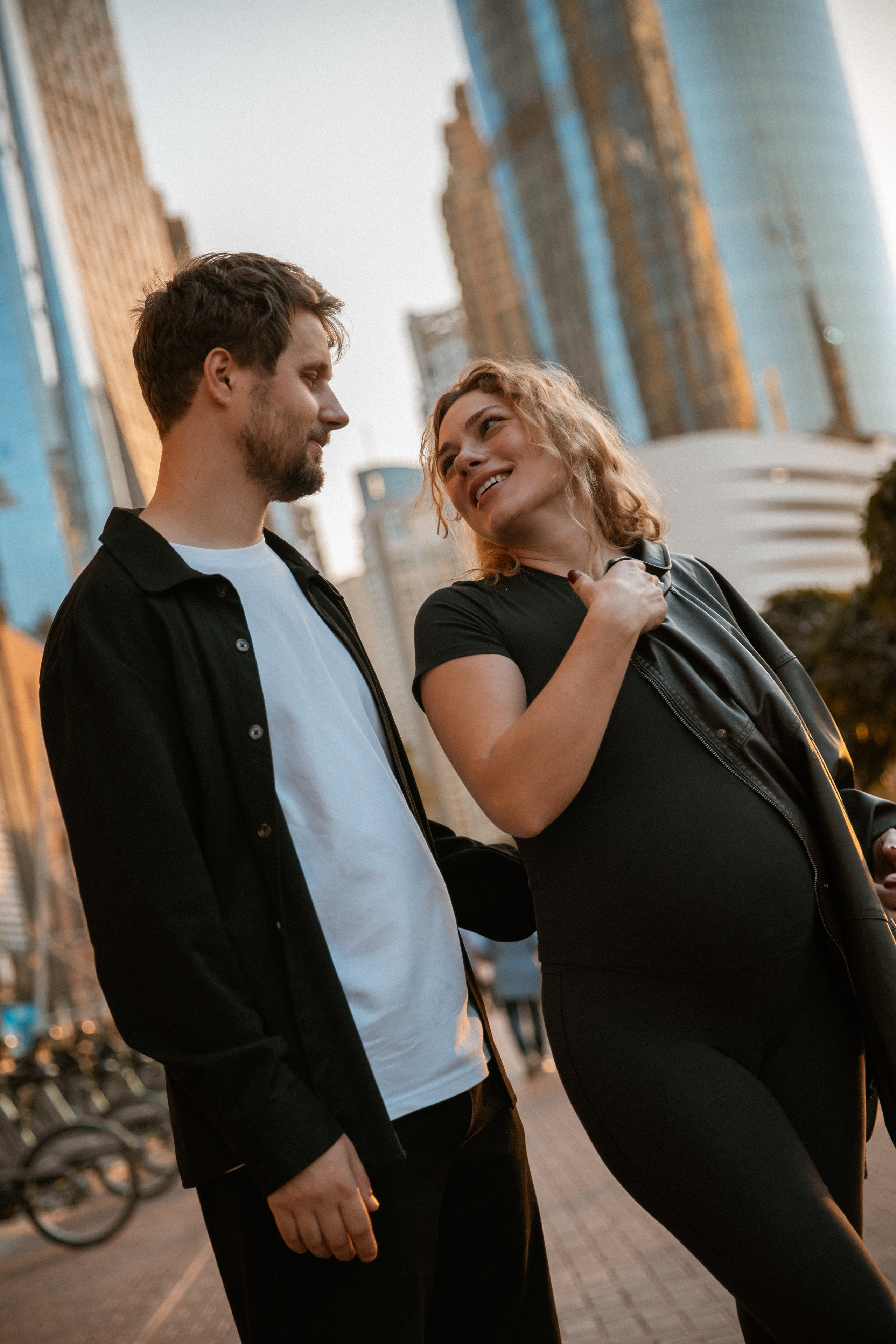 Street Style pregnancy. Валерия Солнцева свадебный и семейный фотограф