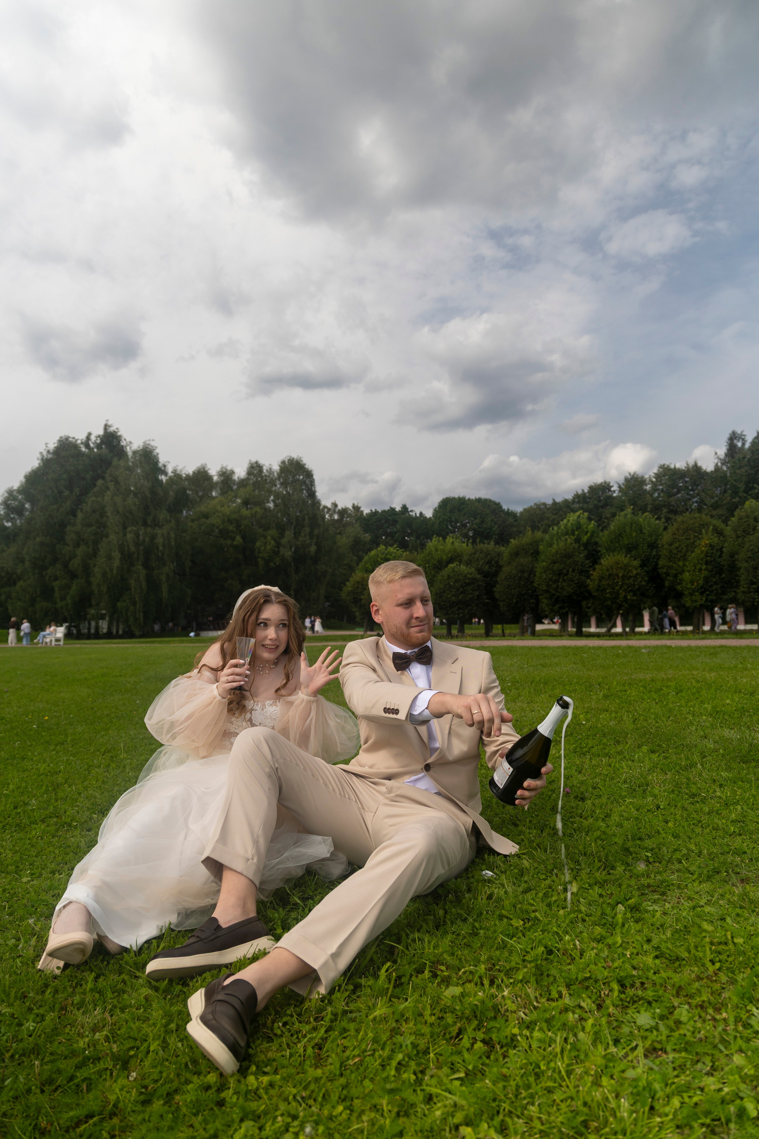 Свадебная фотосессия свадебный фотограф Татьяна Марсуверских свадебная фотопрогулка Москва Жуковский. Фотограф для маркетплейсов, фотоуслуги в Жуковском Татьяна Марсуверских