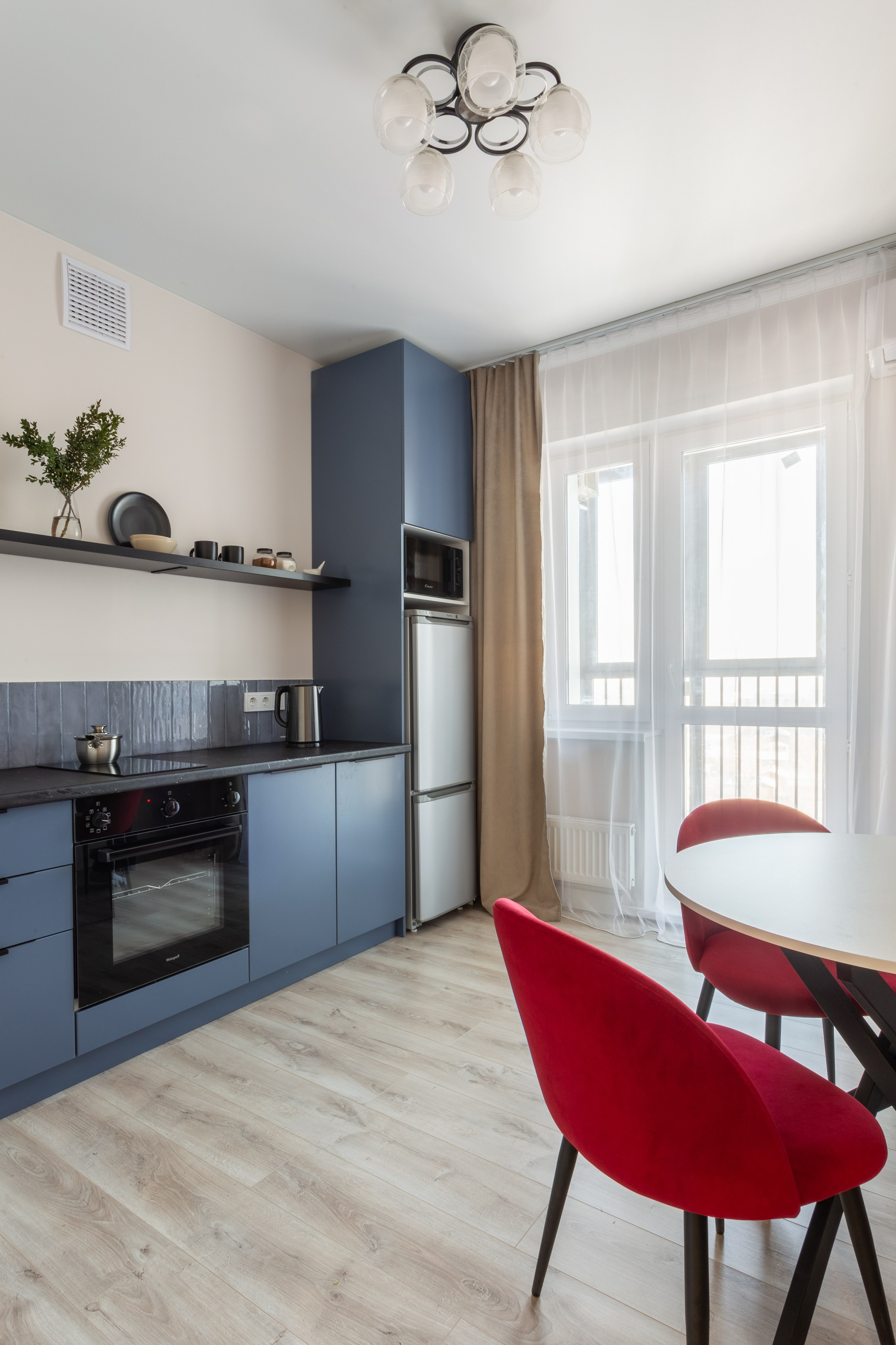 Фотосъемка для посуточной аренды по адресу ул. Авиаторов, д. 3. Интерьерный фотограф и ретушер в Красноярске Денис Антропов