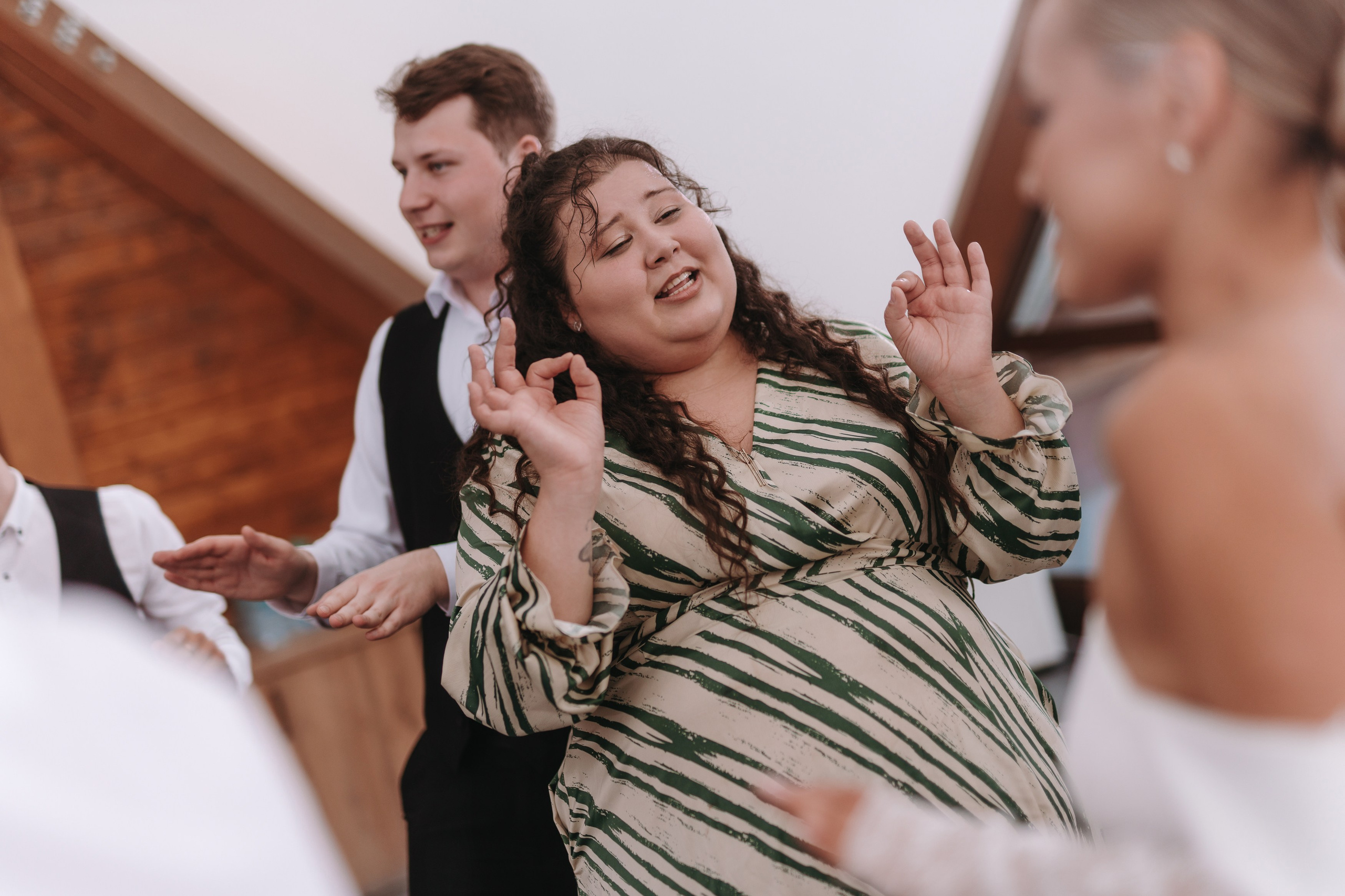 ШАТЕР ХОТИМ ЕДИМ, ВЕДУЩИЙ СИЯВУШ ШЕРМЕТЗАДЕ