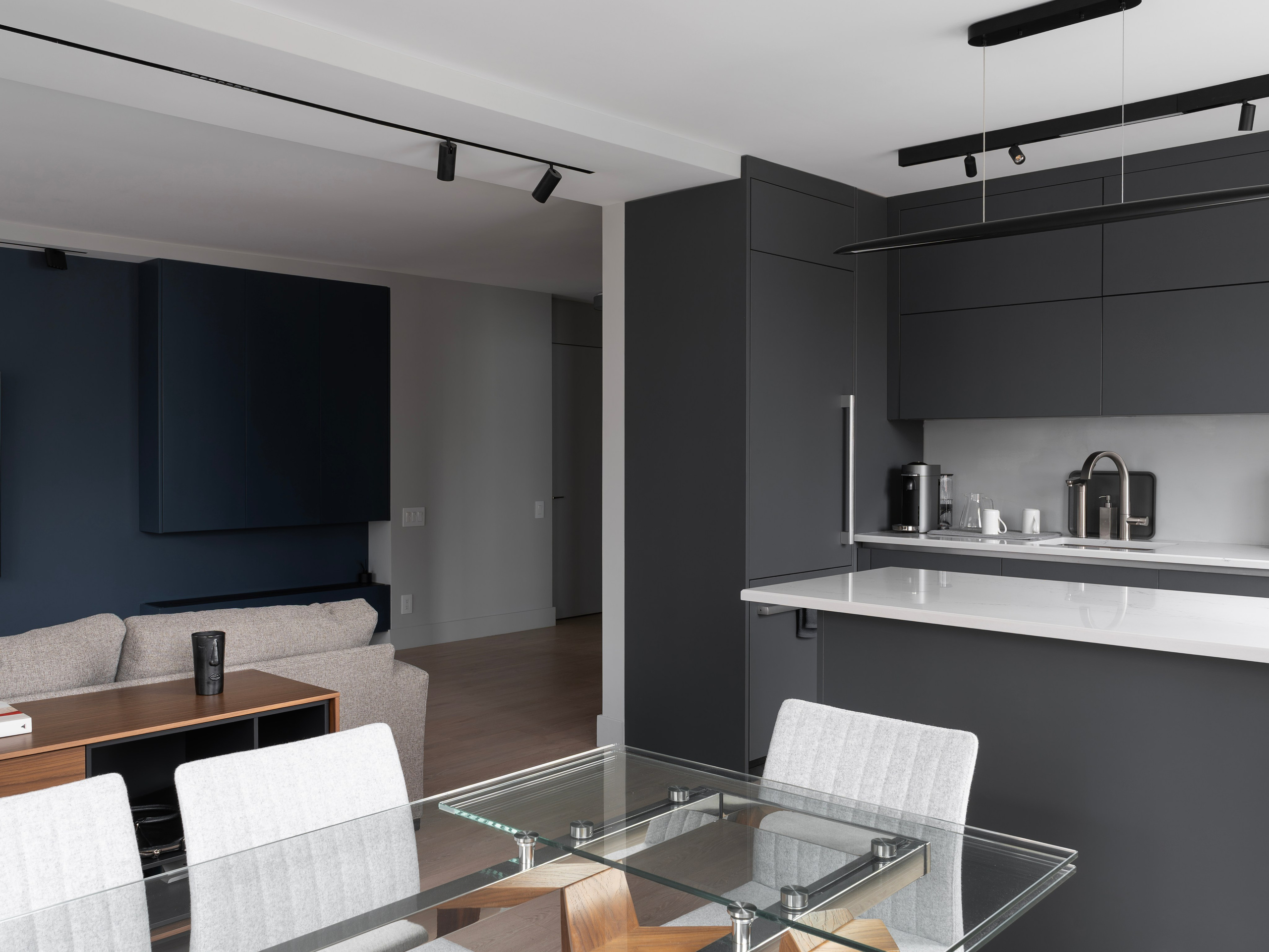 Interiors. Portrait and food photographer Sergei Sterling