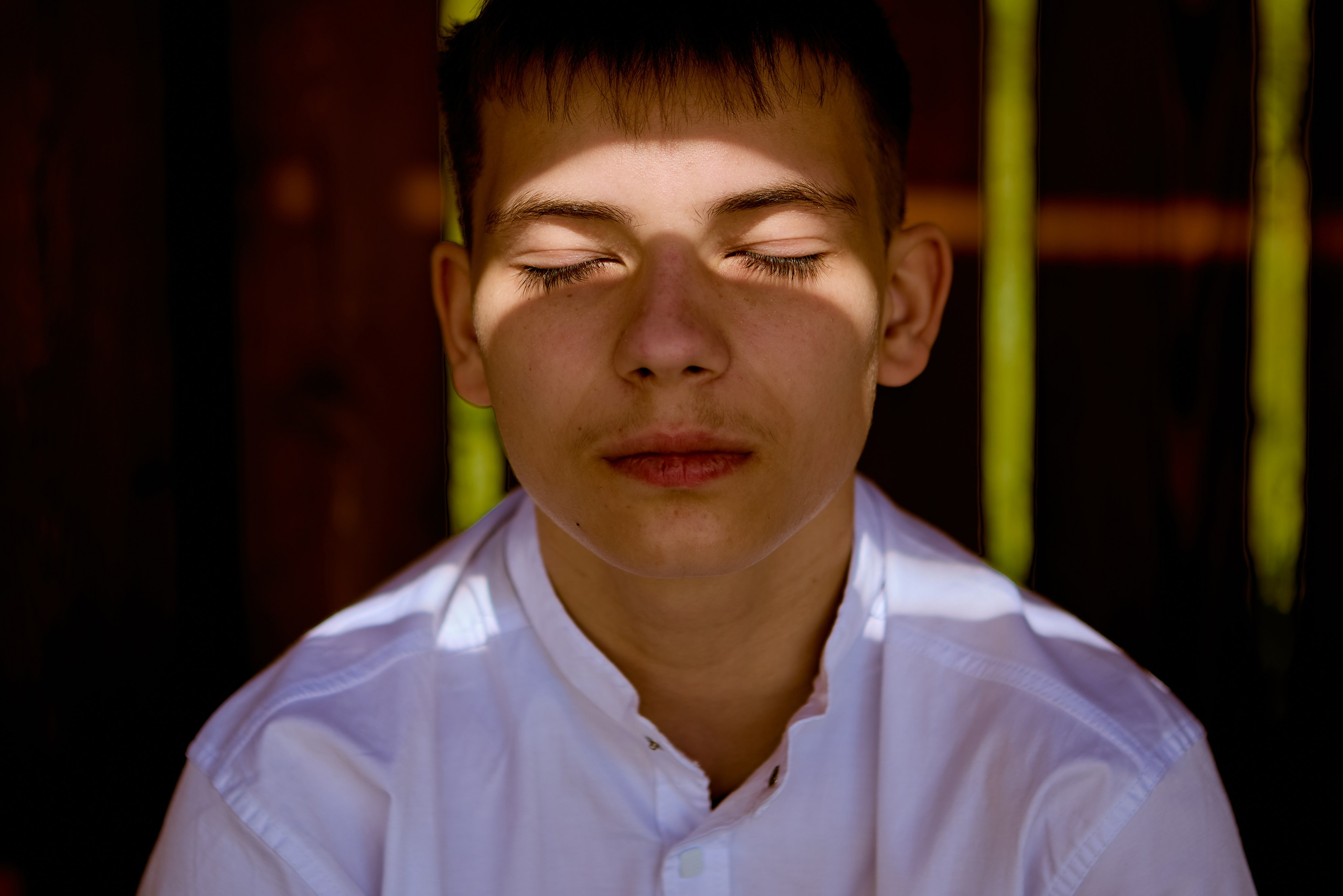 Молодежный портрет на творческой прогулке — момент духовного роста и радости, фото Николая Голованова, г. Дзержинск.