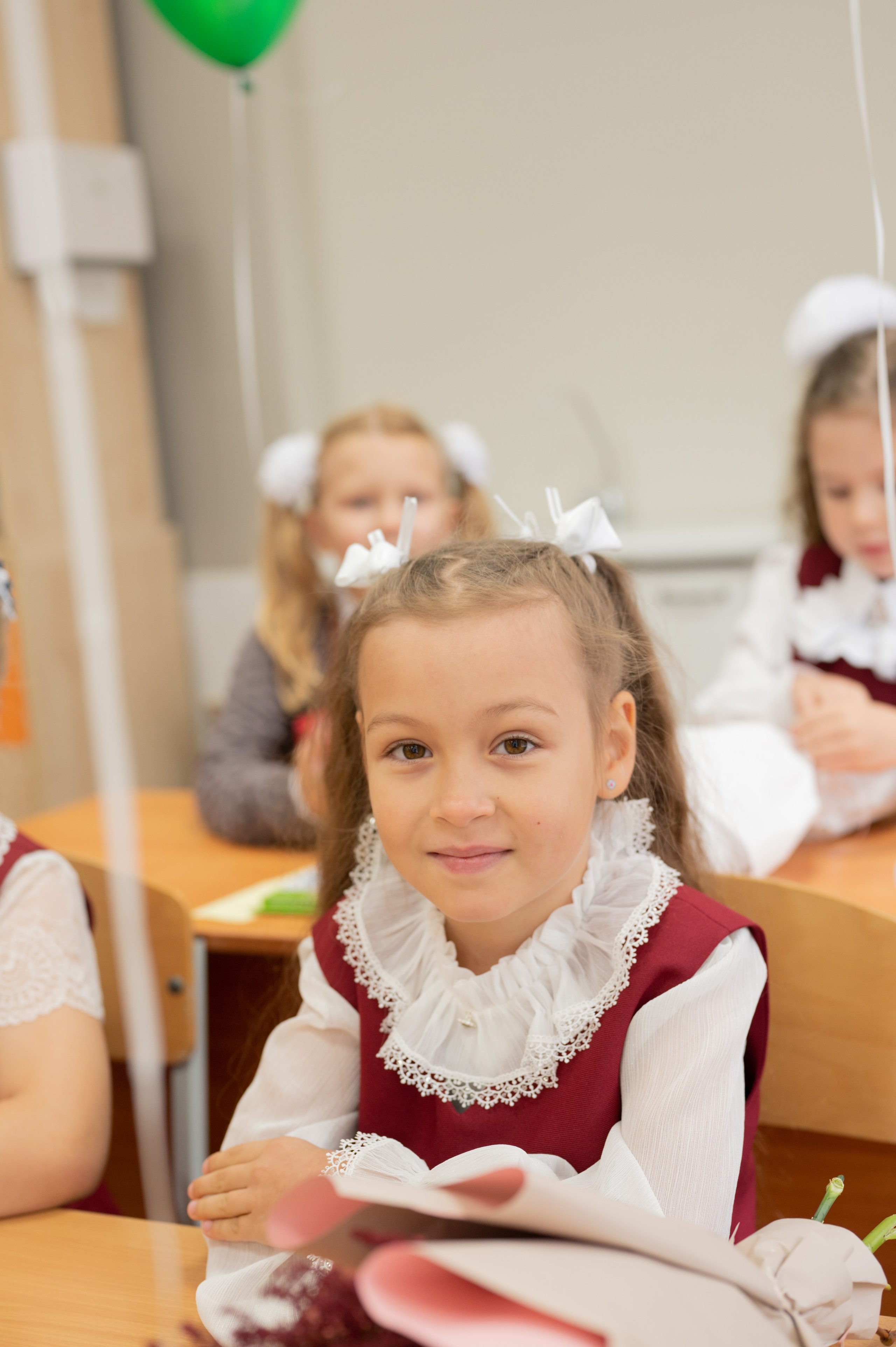 1 сентября 1 К 16 гимназия репортаж, линейка +в классе. Фотограф новорожденных, семейный детский в Тюмени Татьяна Морозова