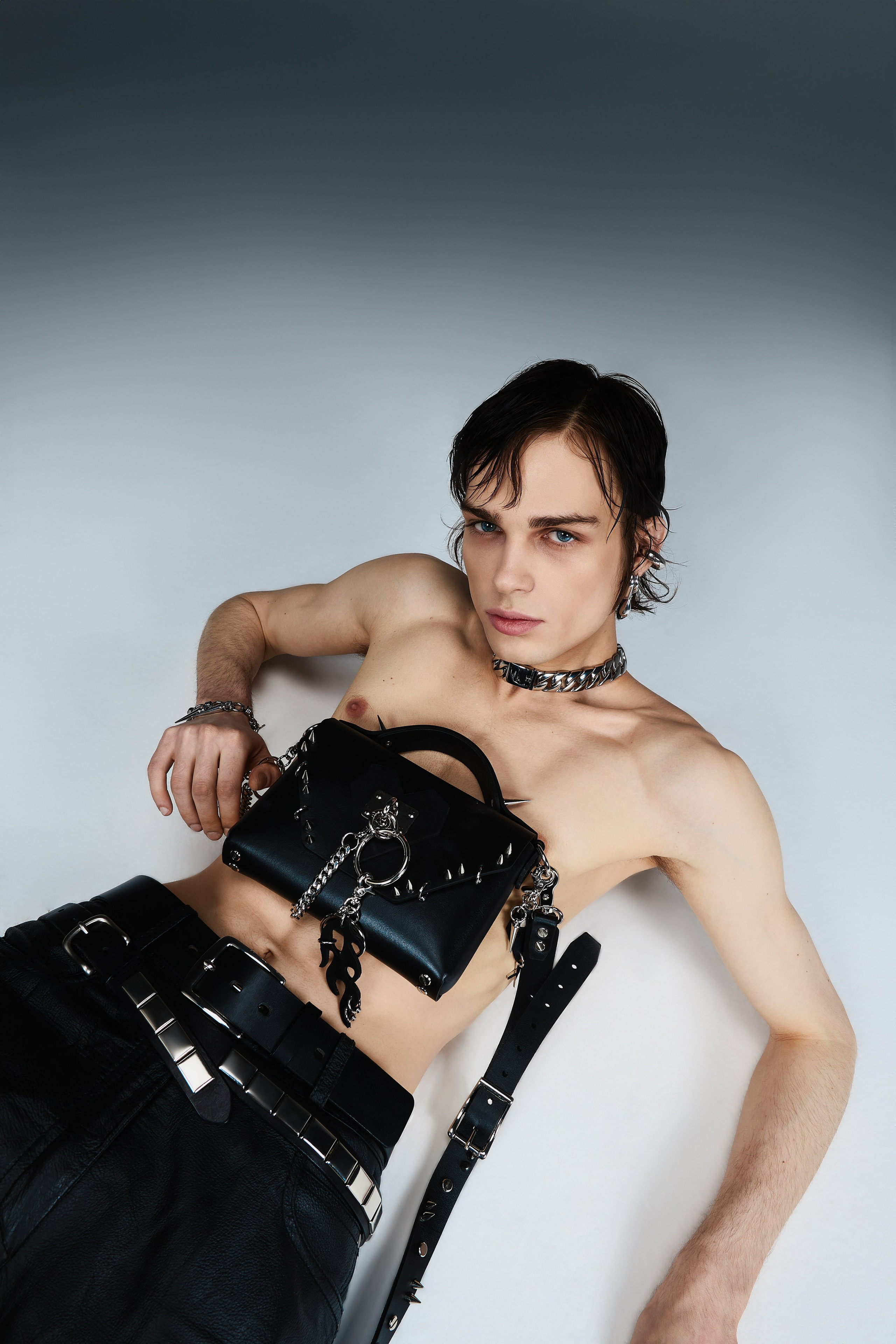 RUSHEV. Ретушер для брендов одежды в Москве Струцкая Кристина