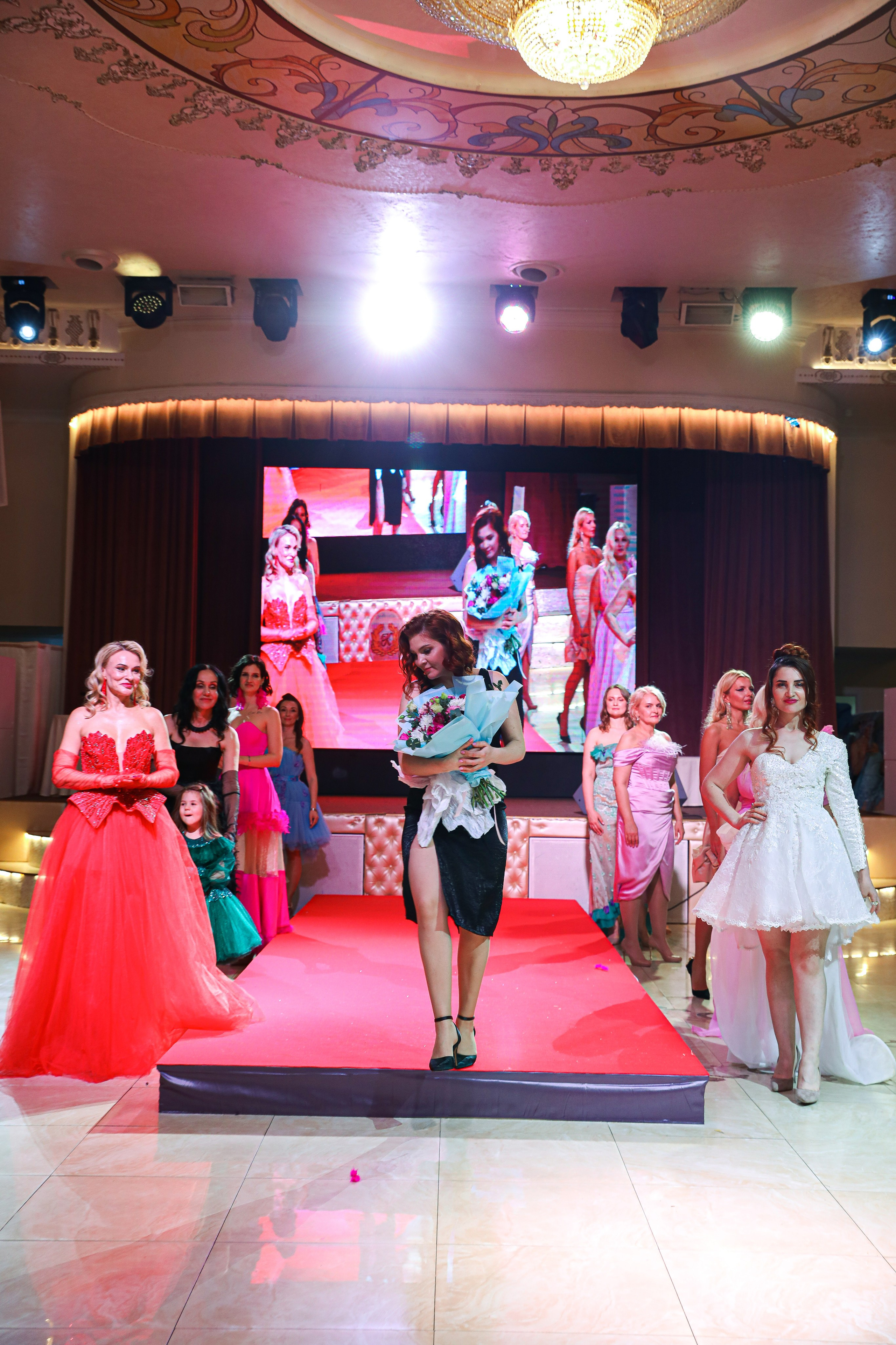 Показ российских дизайнеров и бренда Viktoria Lav. Photographer Viktoriya Markushina «My world throug»