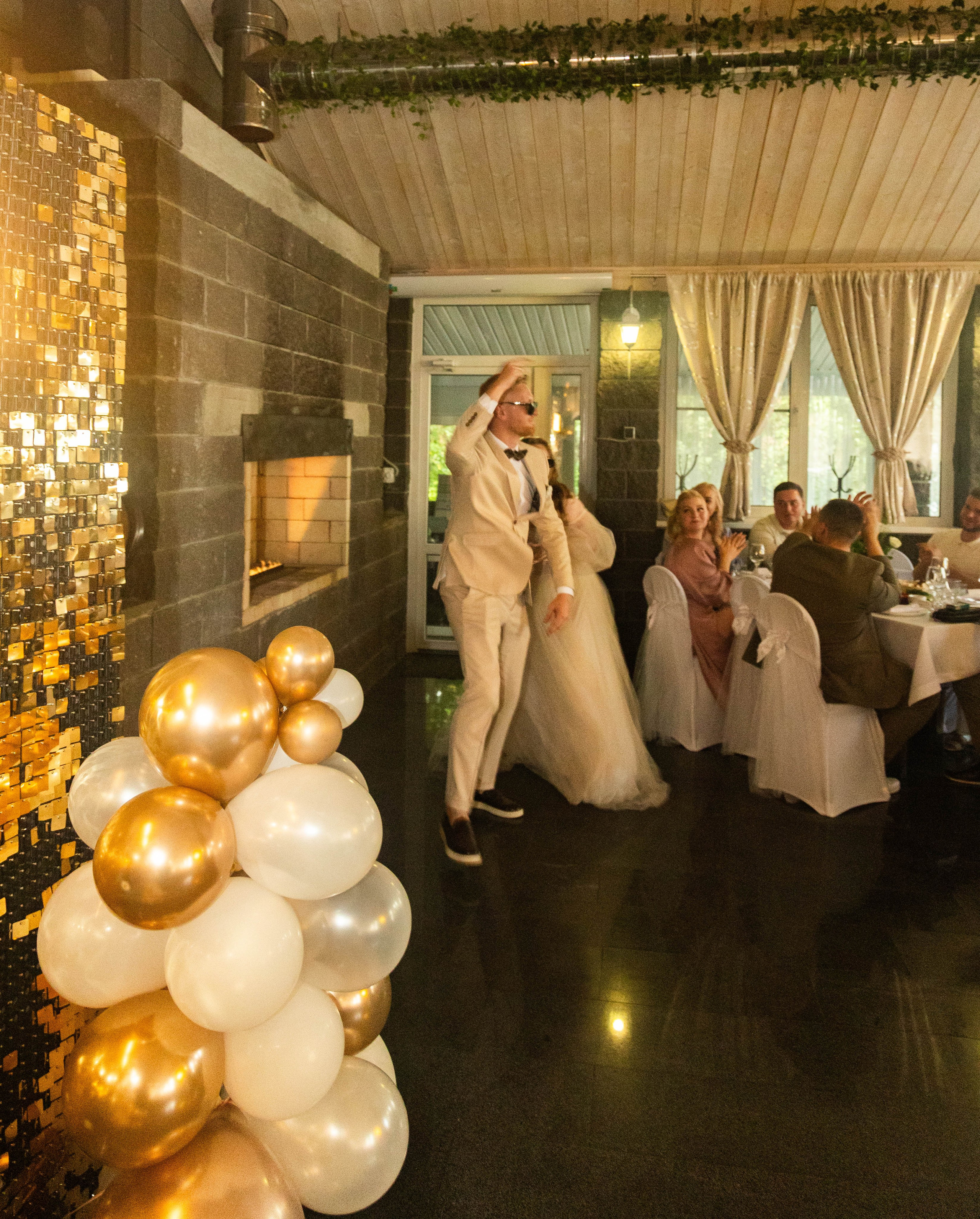 Свадебная фотосессия свадебный фотограф Татьяна Марсуверских свадебная фотопрогулка Москва Жуковский. Фотограф для маркетплейсов, фотоуслуги в Жуковском Татьяна Марсуверских