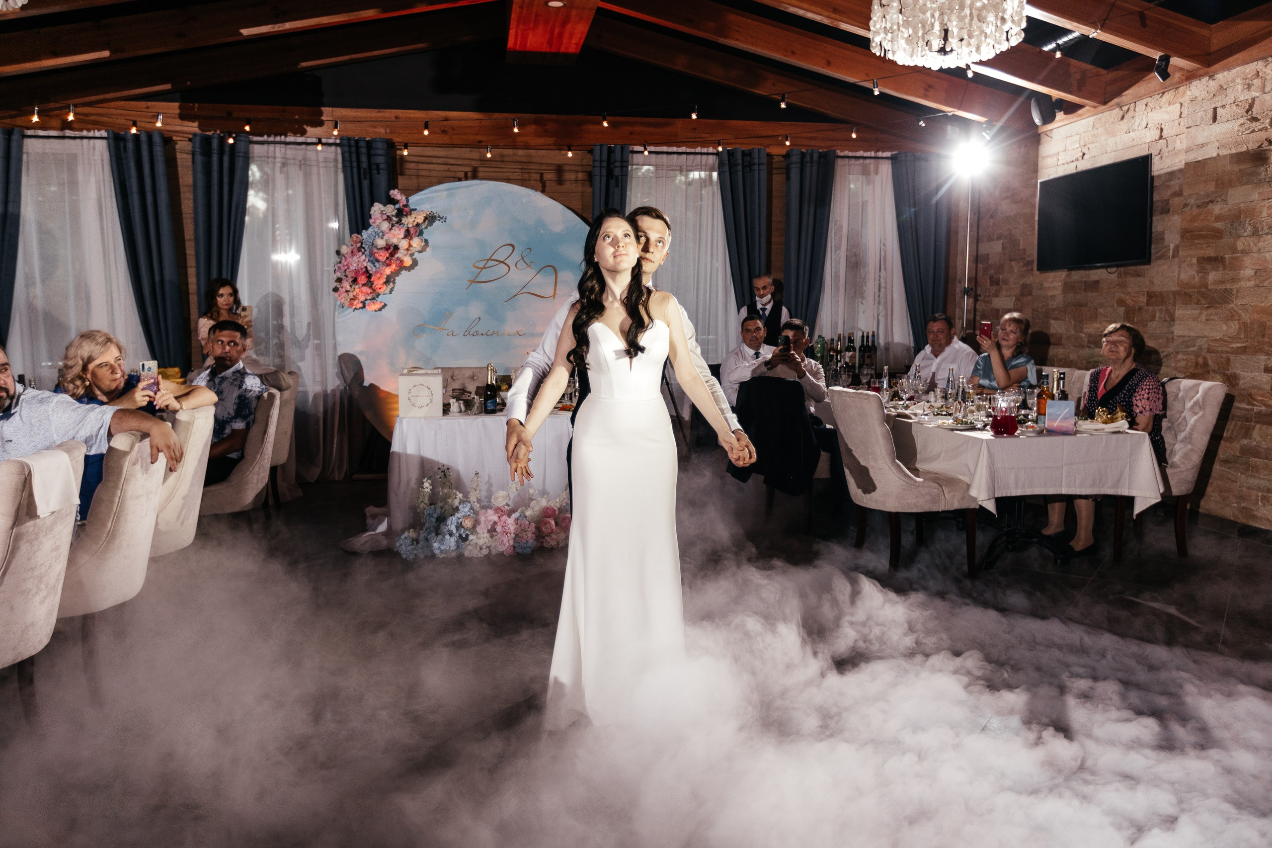 Свадебный фотограф Уфа — Руслан ГабдлисламовЖивые эмоции, красивые кадры, воспоминания на всю жизнь.Работаю по всей Республике Башкортоста. Свадебный фотограф Уфа Руслан Габдлисламов